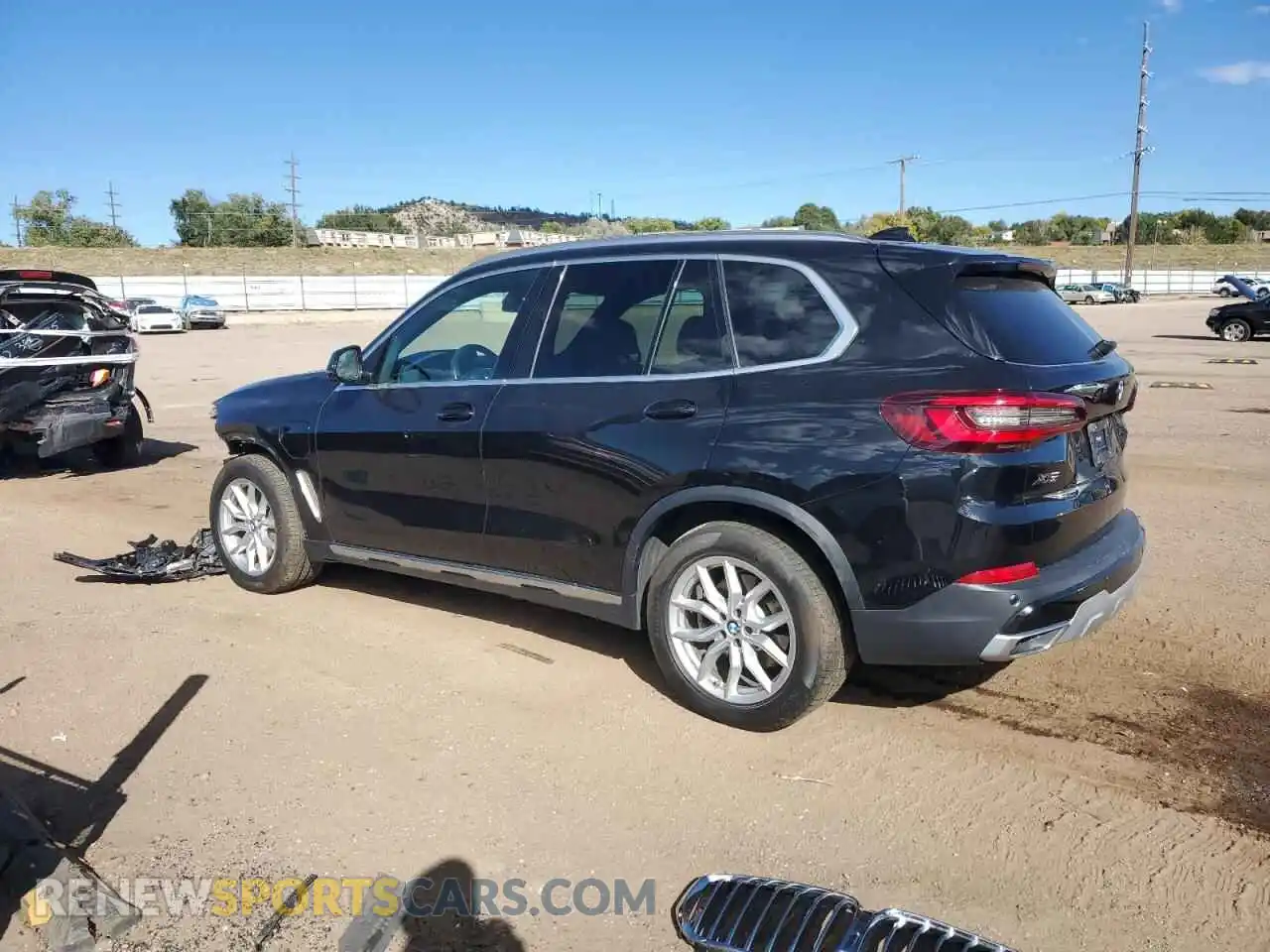 2 Photograph of a damaged car 5UXTA6C08M9F32561 BMW X5 2021