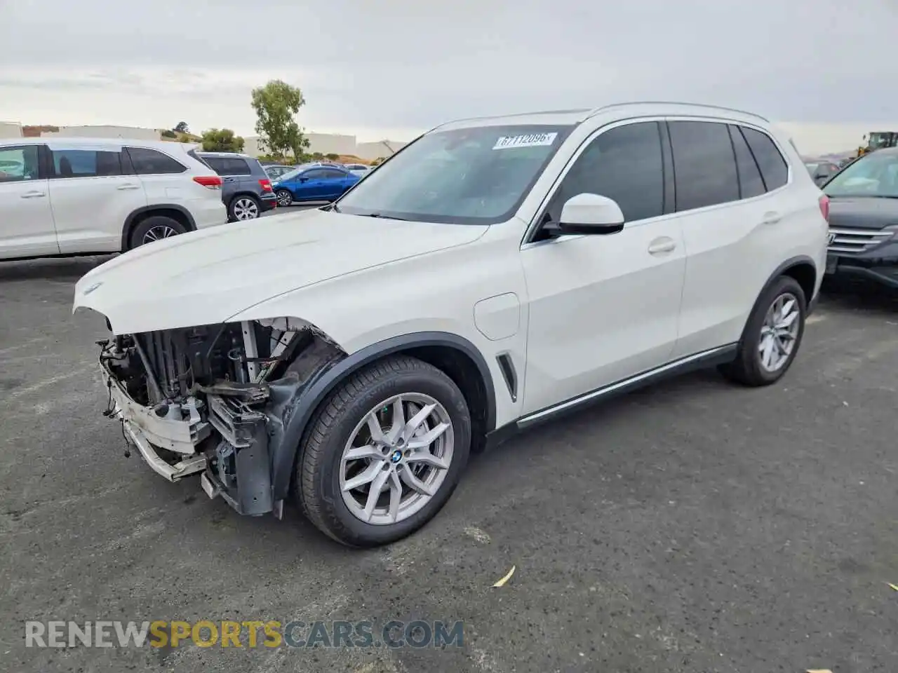 1 Photograph of a damaged car 5UXTA6C0XM9H27299 BMW X5 2021
