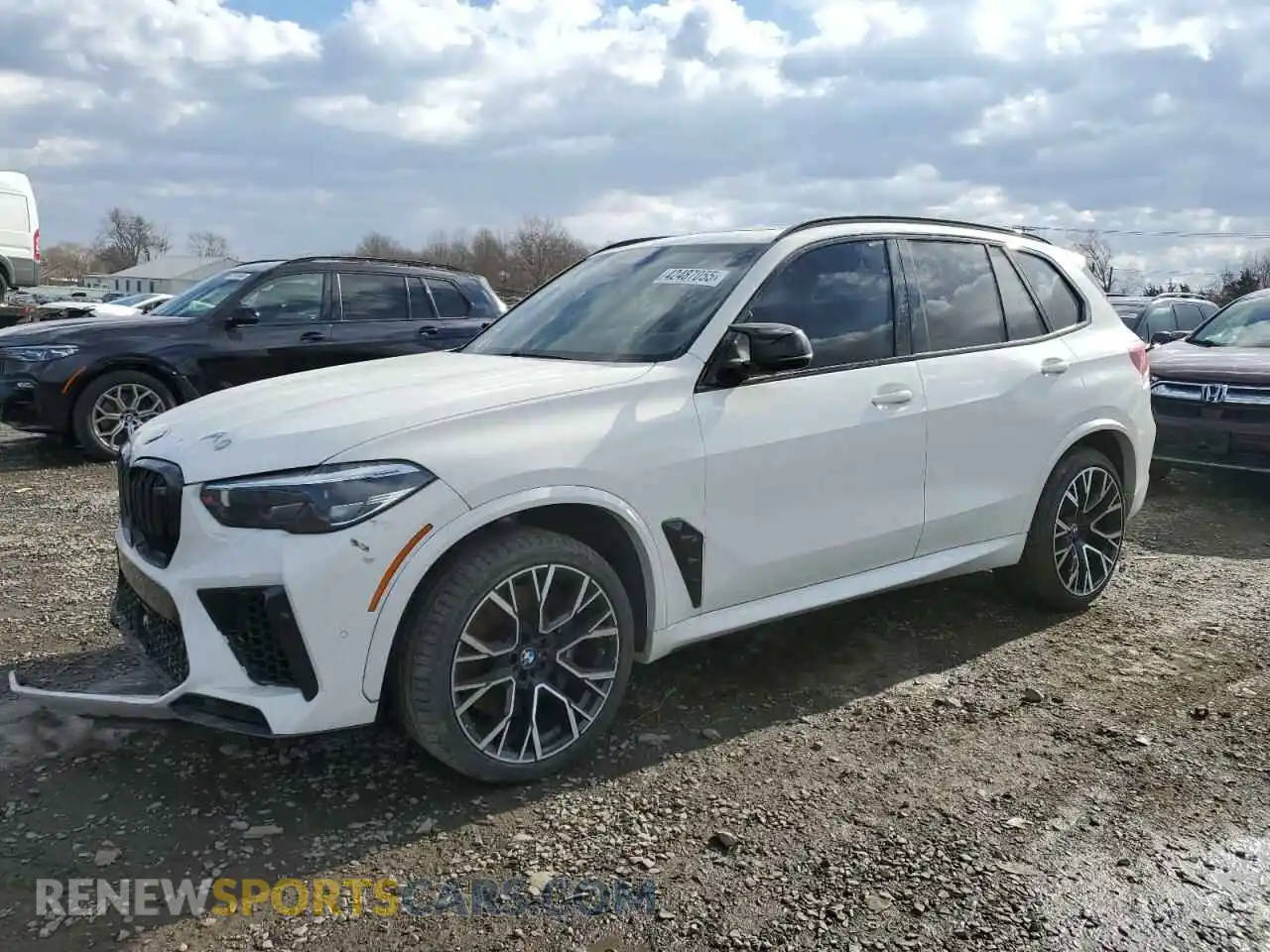 1 Photograph of a damaged car 5YMJU0C01M9J01304 BMW X5 2021