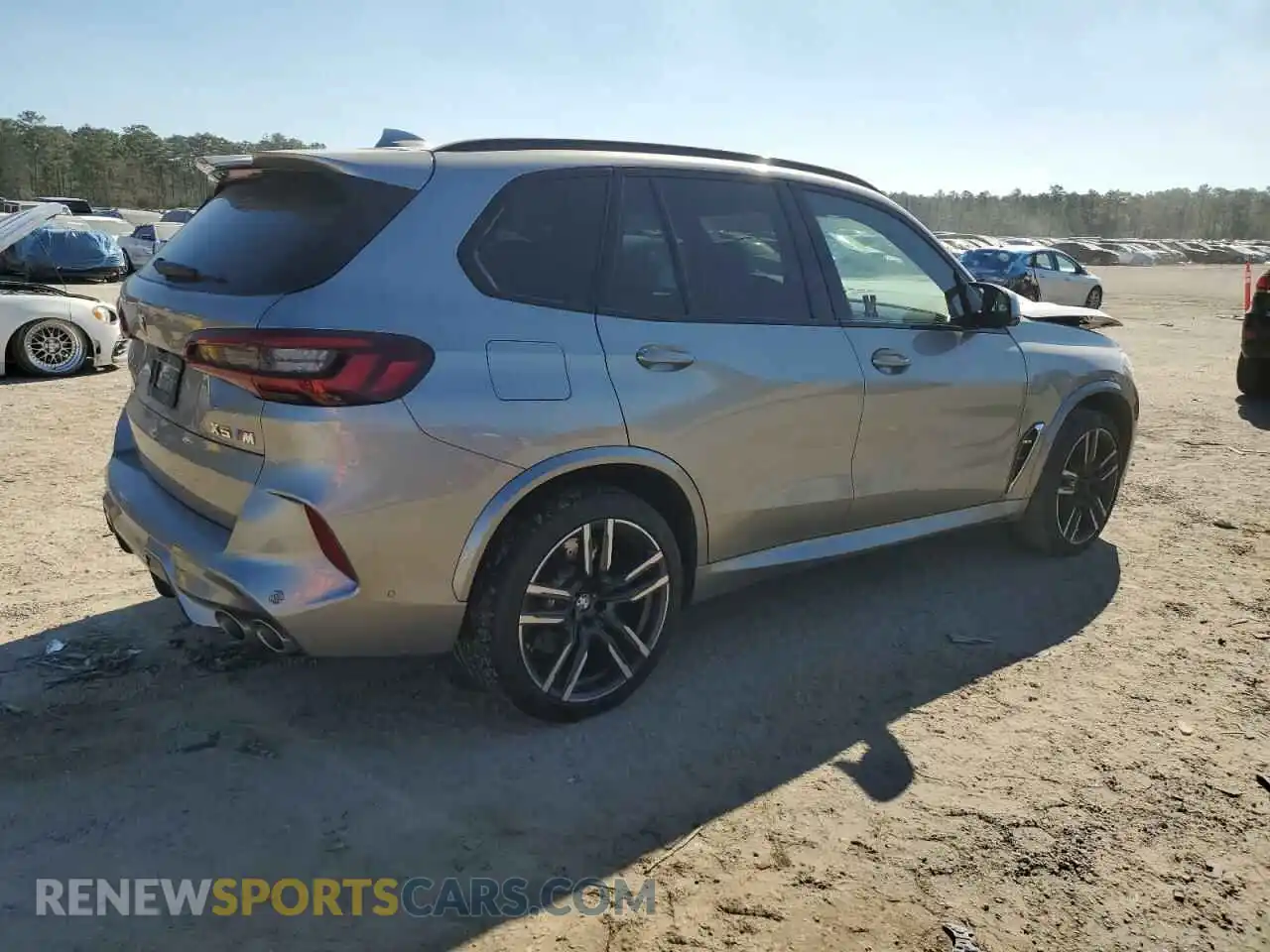 3 fotografías del automóvil dañado 5YMJU0C06M9H49885 BMW X5 2021