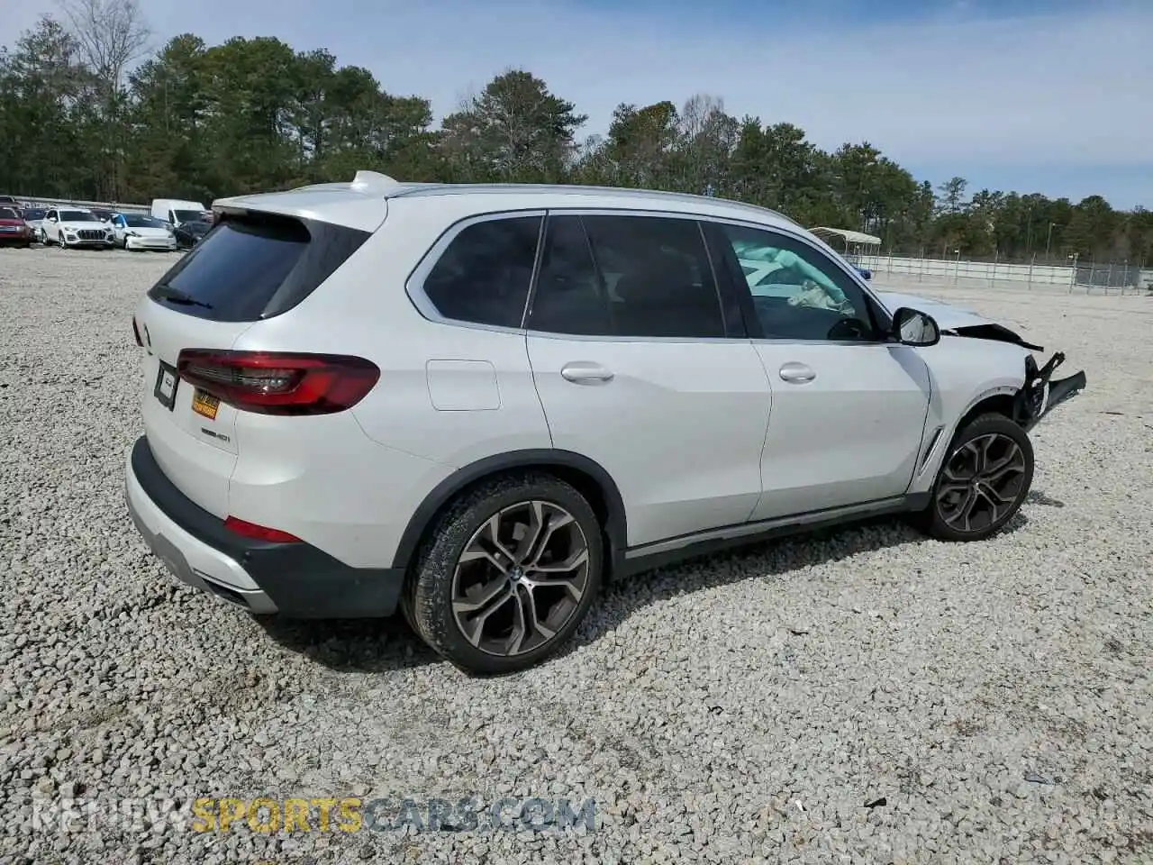 3 Photograph of a damaged car 5UXCR4C00N9K24862 BMW X5 2022