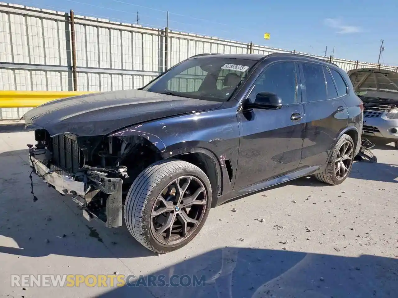 1 Photograph of a damaged car 5UXCR4C05N9K77458 BMW X5 2022