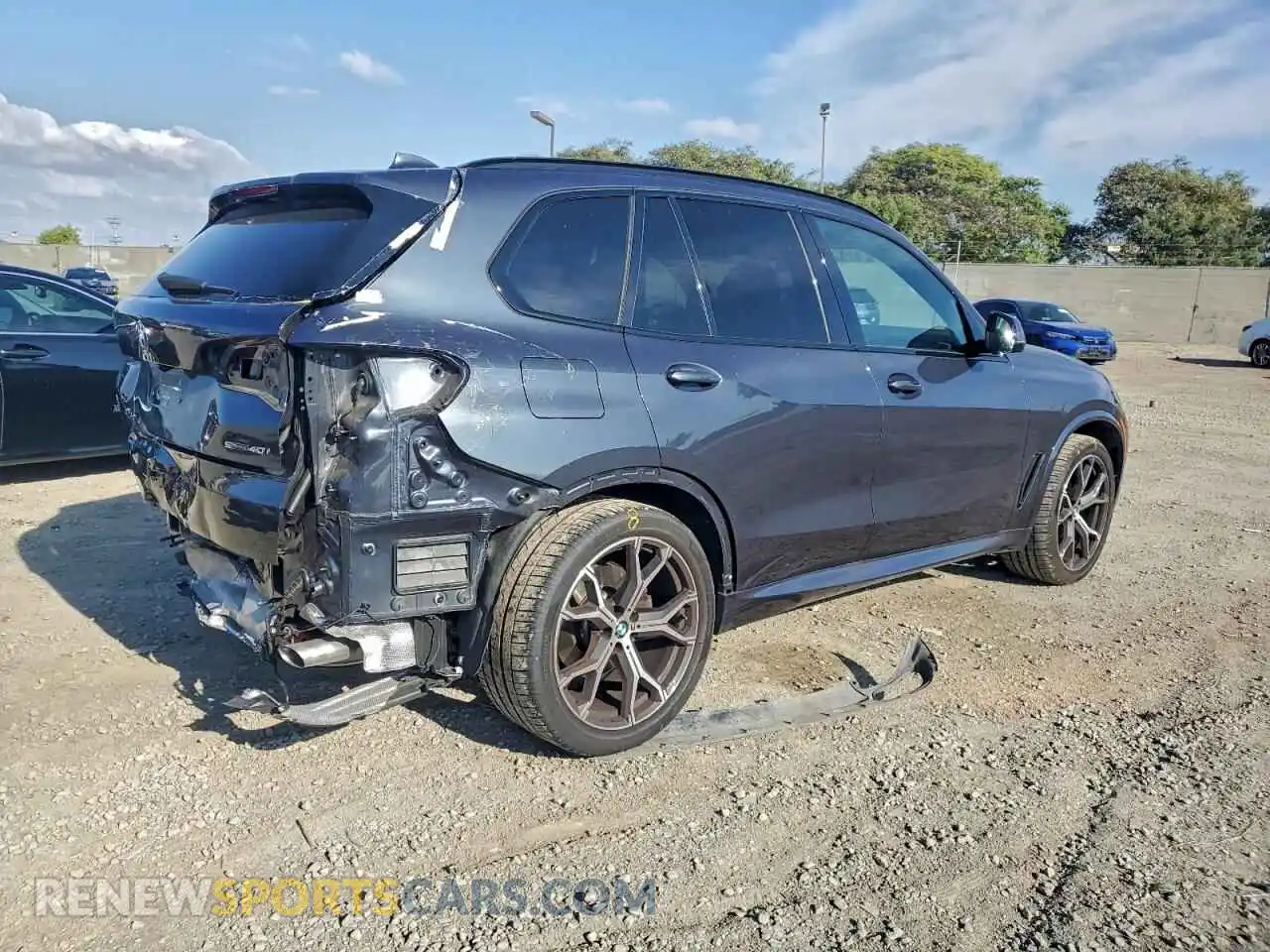 3 Фотография поврежденного автомобиля 5UXCR4C06N9M11233 BMW X5 2022