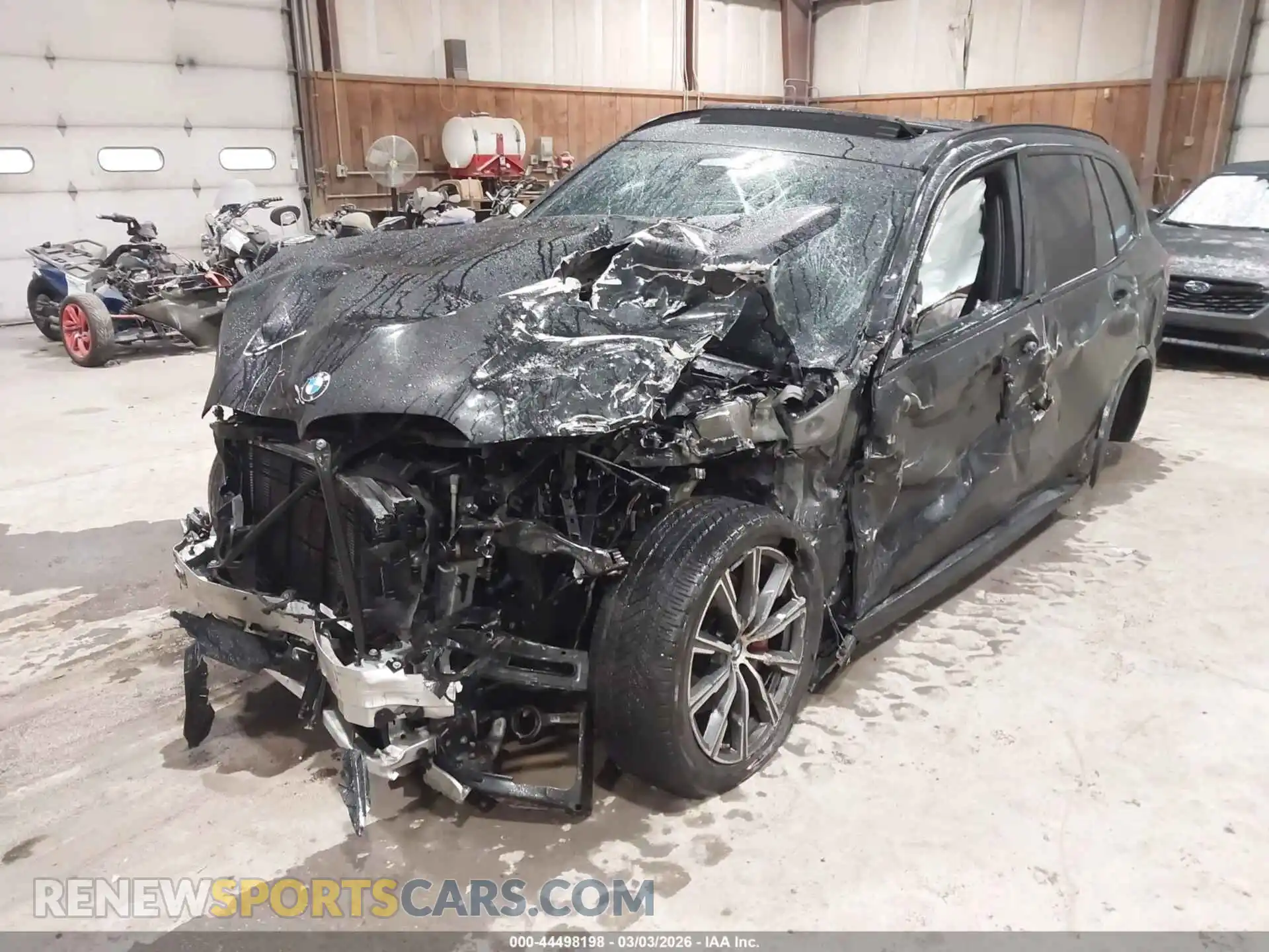 2 Photograph of a damaged car 5UXCR6C01N9K20752 BMW X5 2022