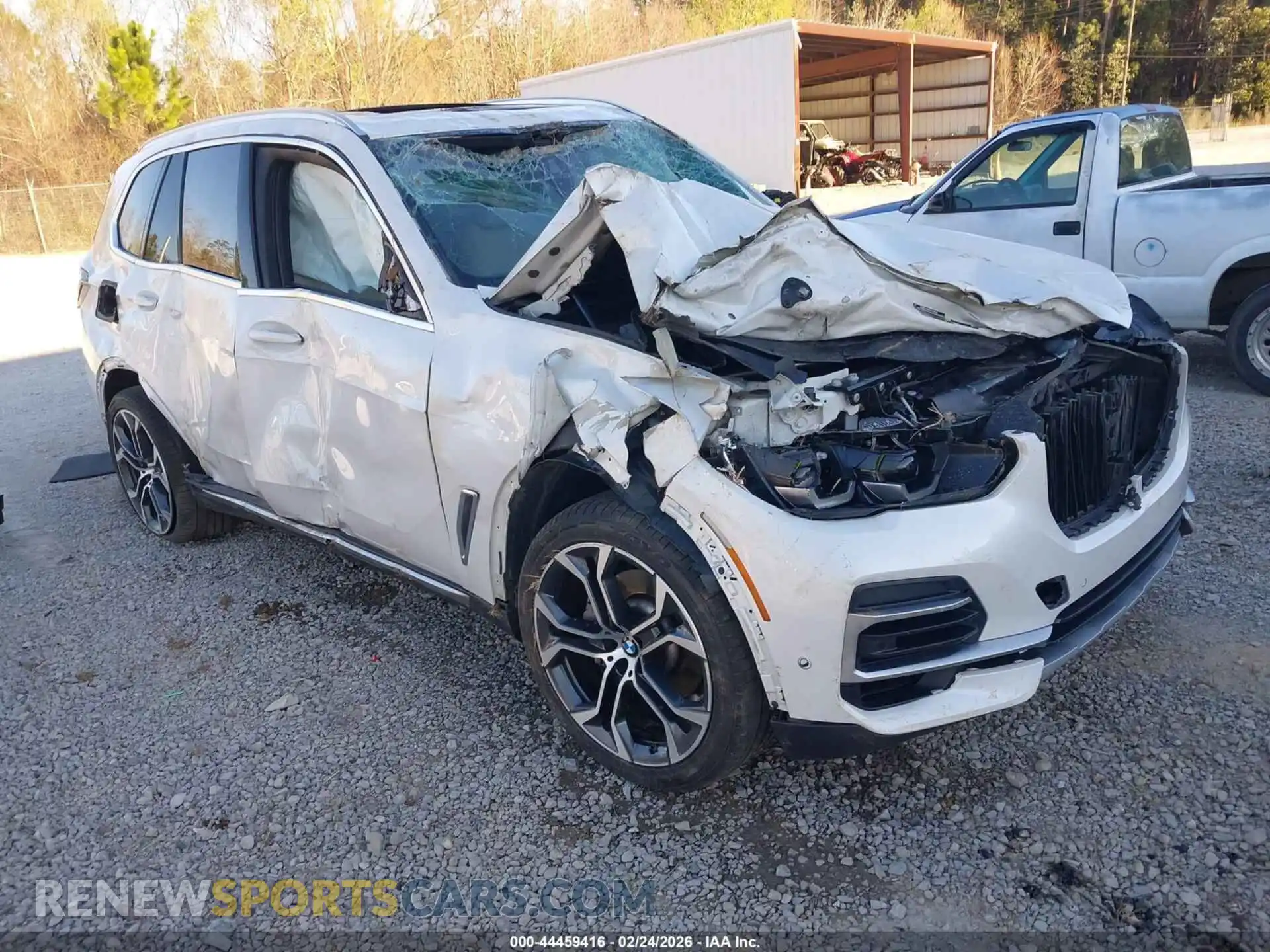 1 Photograph of a damaged car 5UXCR6C01N9L01539 BMW X5 2022