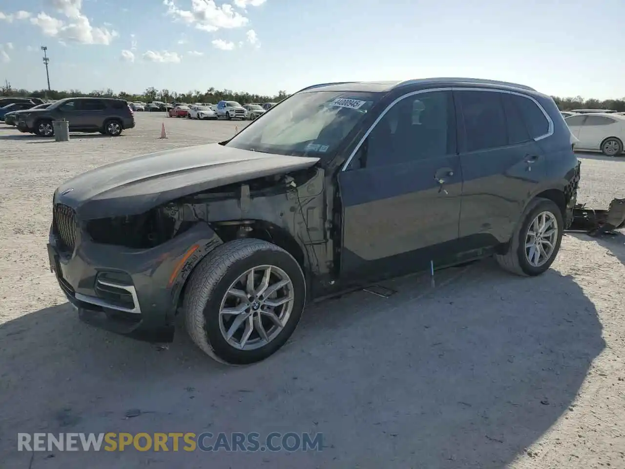 1 Photograph of a damaged car 5UXCR6C01N9L38252 BMW X5 2022