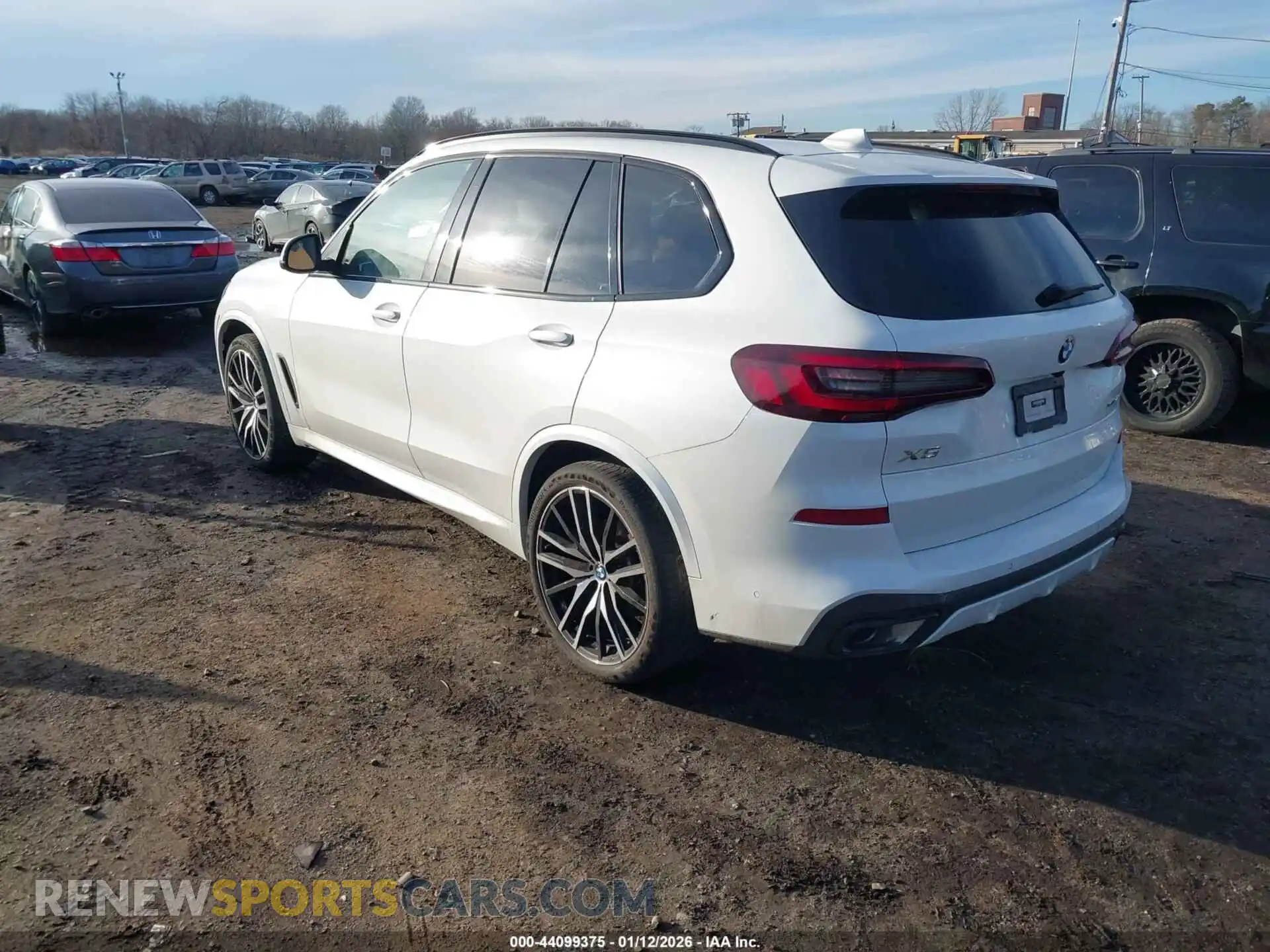 3 Photograph of a damaged car 5UXCR6C01N9L85930 BMW X5 2022
