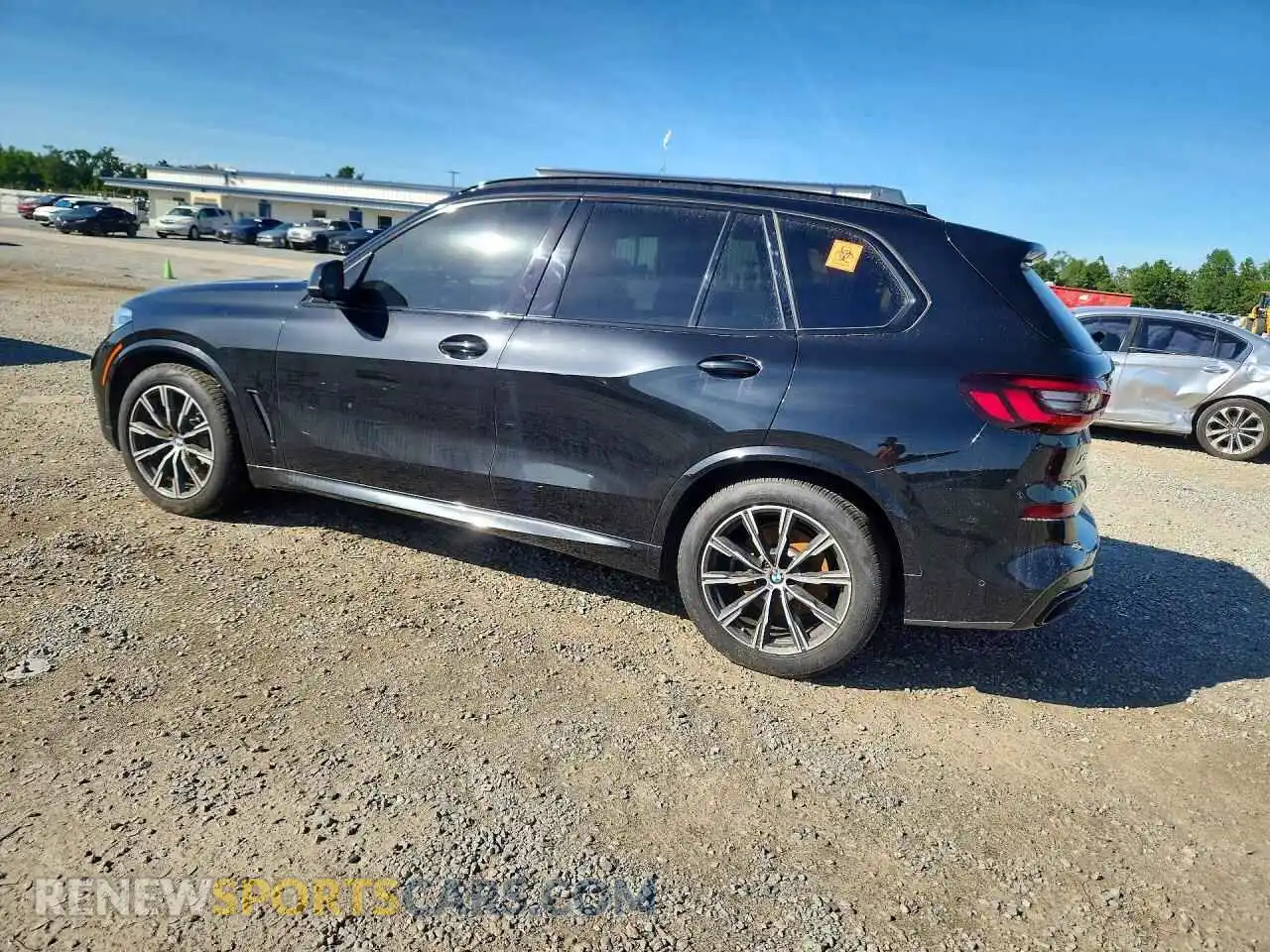 2 fotografías del automóvil dañado 5UXCR6C01N9M10552 BMW X5 2022