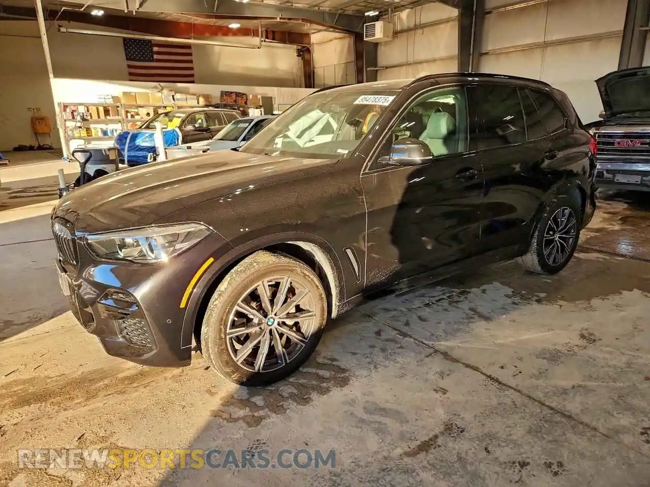 1 Photograph of a damaged car 5UXCR6C01N9N19318 BMW X5 2022