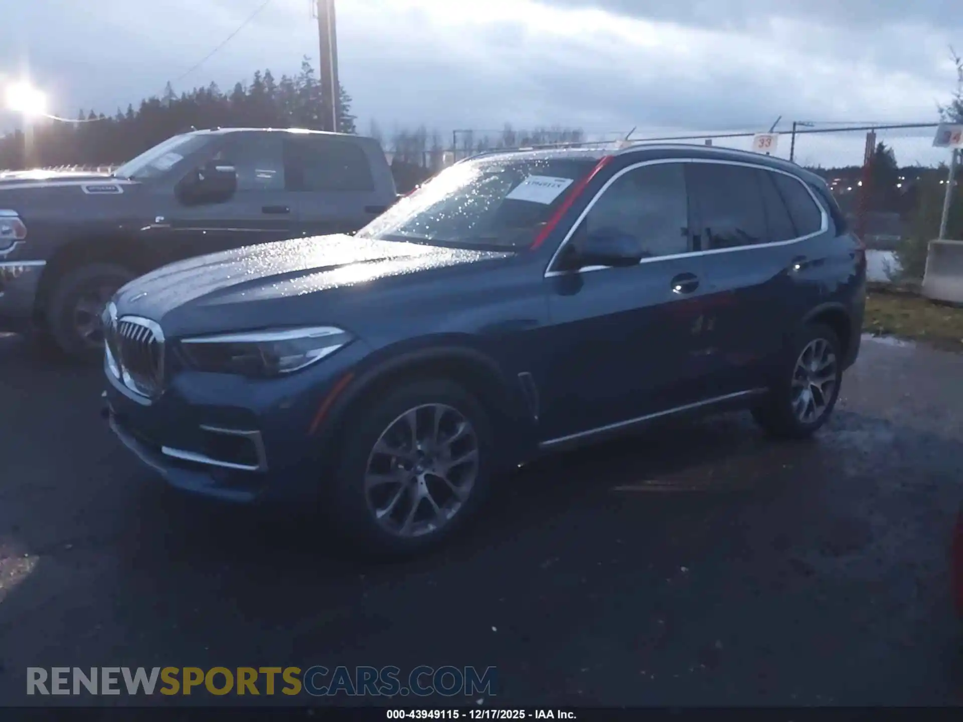 2 Photograph of a damaged car 5UXCR6C01N9N43182 BMW X5 2022