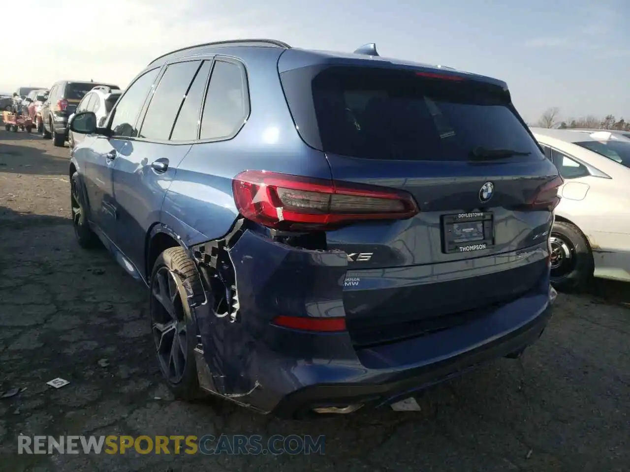 3 Photograph of a damaged car 5UXCR6C02N9J34463 BMW X5 2022
