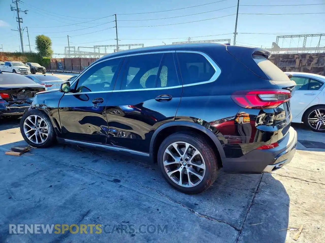 2 Фотография поврежденного автомобиля 5UXCR6C03N9J28252 BMW X5 2022