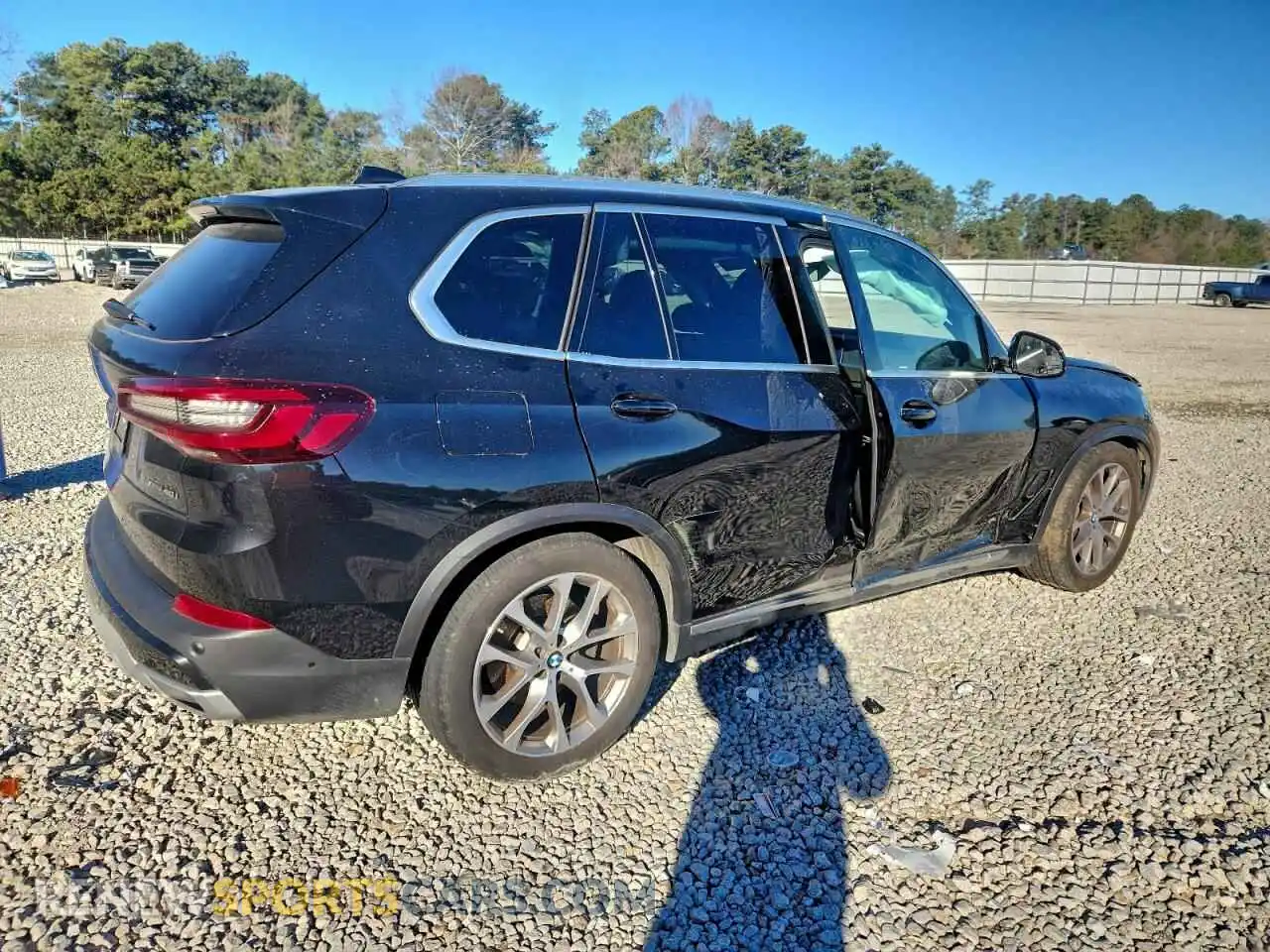 3 Фотография поврежденного автомобиля 5UXCR6C03N9L07567 BMW X5 2022