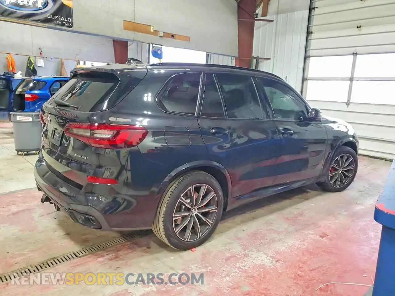 3 Photograph of a damaged car 5UXCR6C03N9L41198 BMW X5 2022
