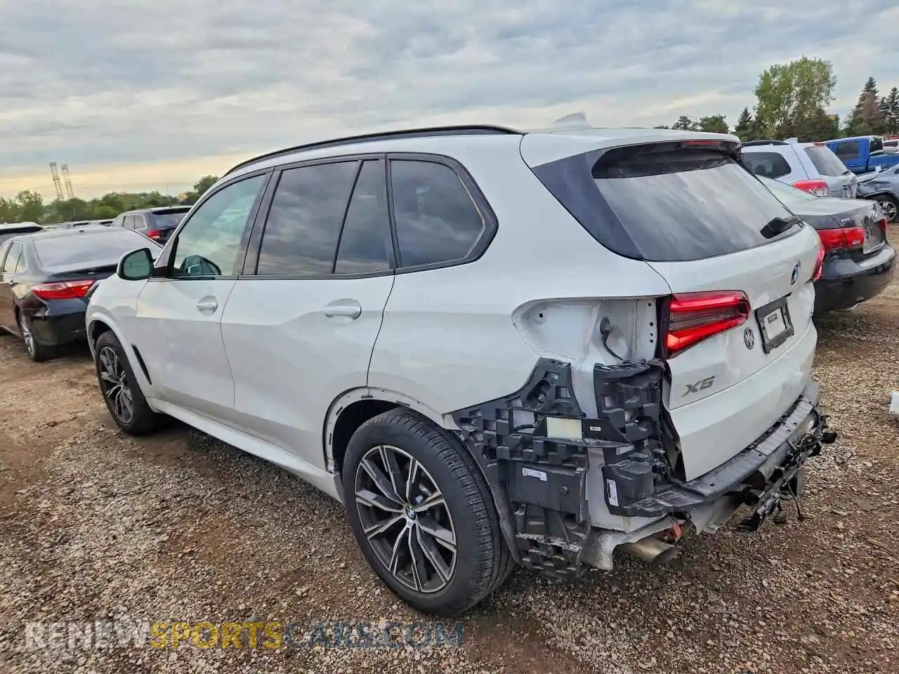 2 Photograph of a damaged car 5UXCR6C03N9N33933 BMW X5 2022