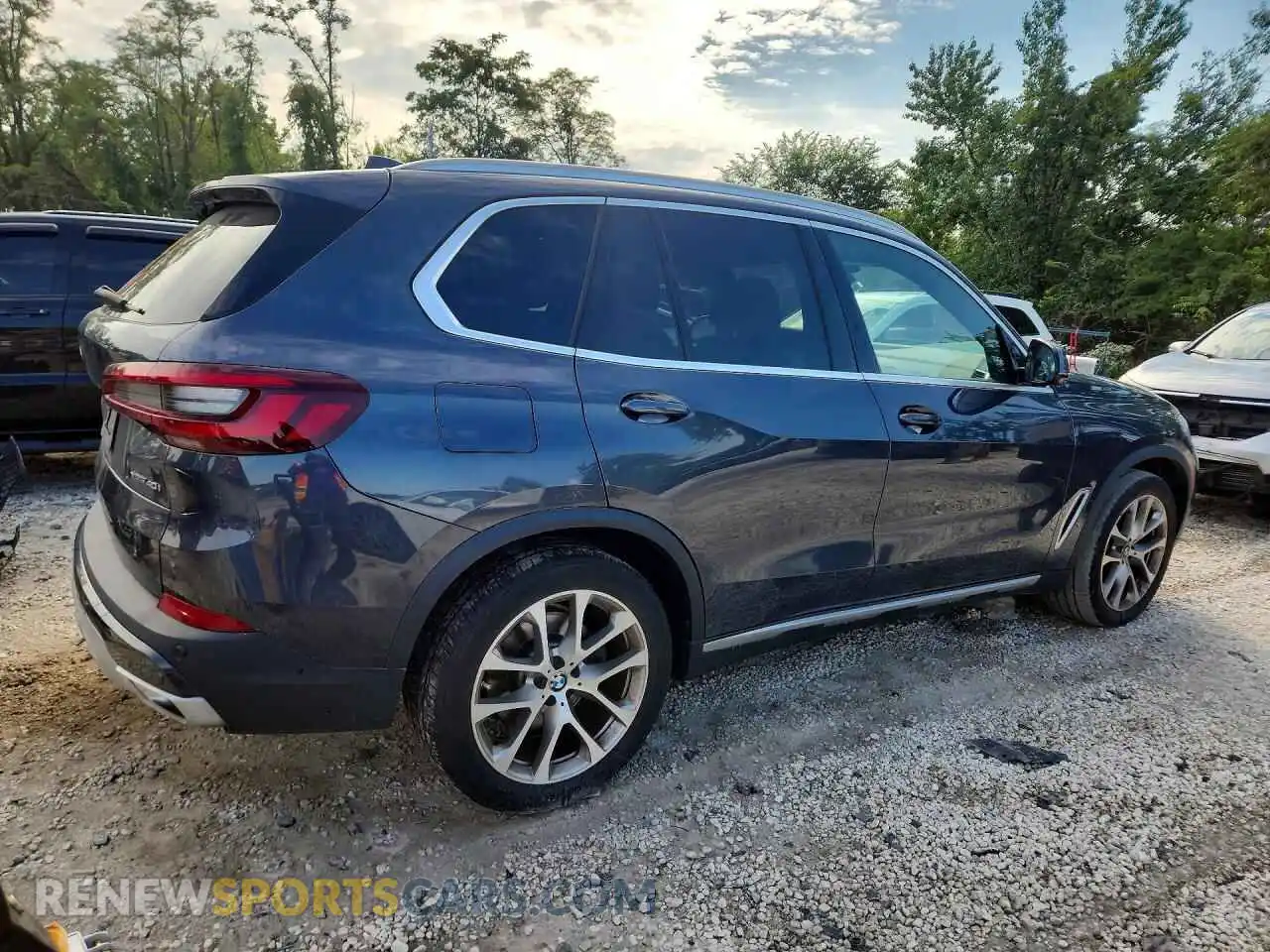 3 Photograph of a damaged car 5UXCR6C04N9J28471 BMW X5 2022
