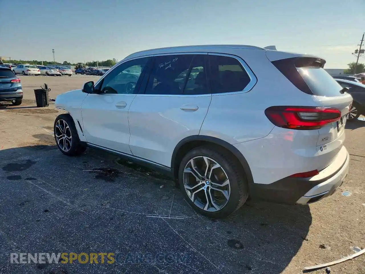 2 Photograph of a damaged car 5UXCR6C05N9N06295 BMW X5 2022