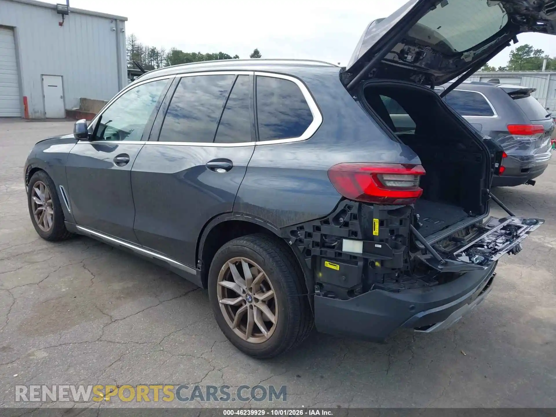 3 fotografías del automóvil dañado 5UXCR6C06N9J27452 BMW X5 2022