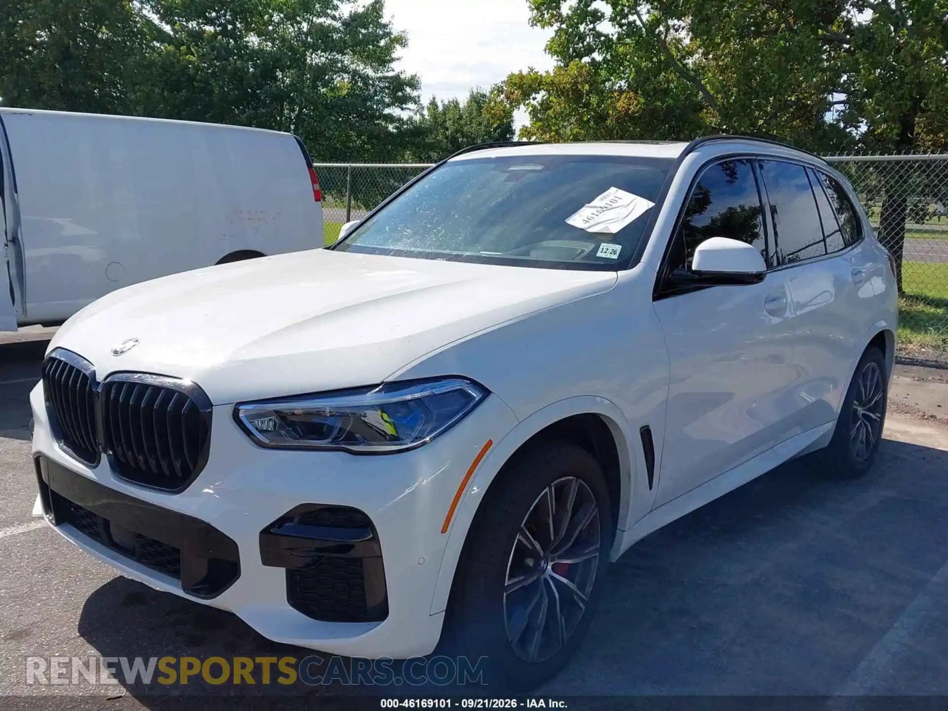 2 Photograph of a damaged car 5UXCR6C06N9K79294 BMW X5 2022