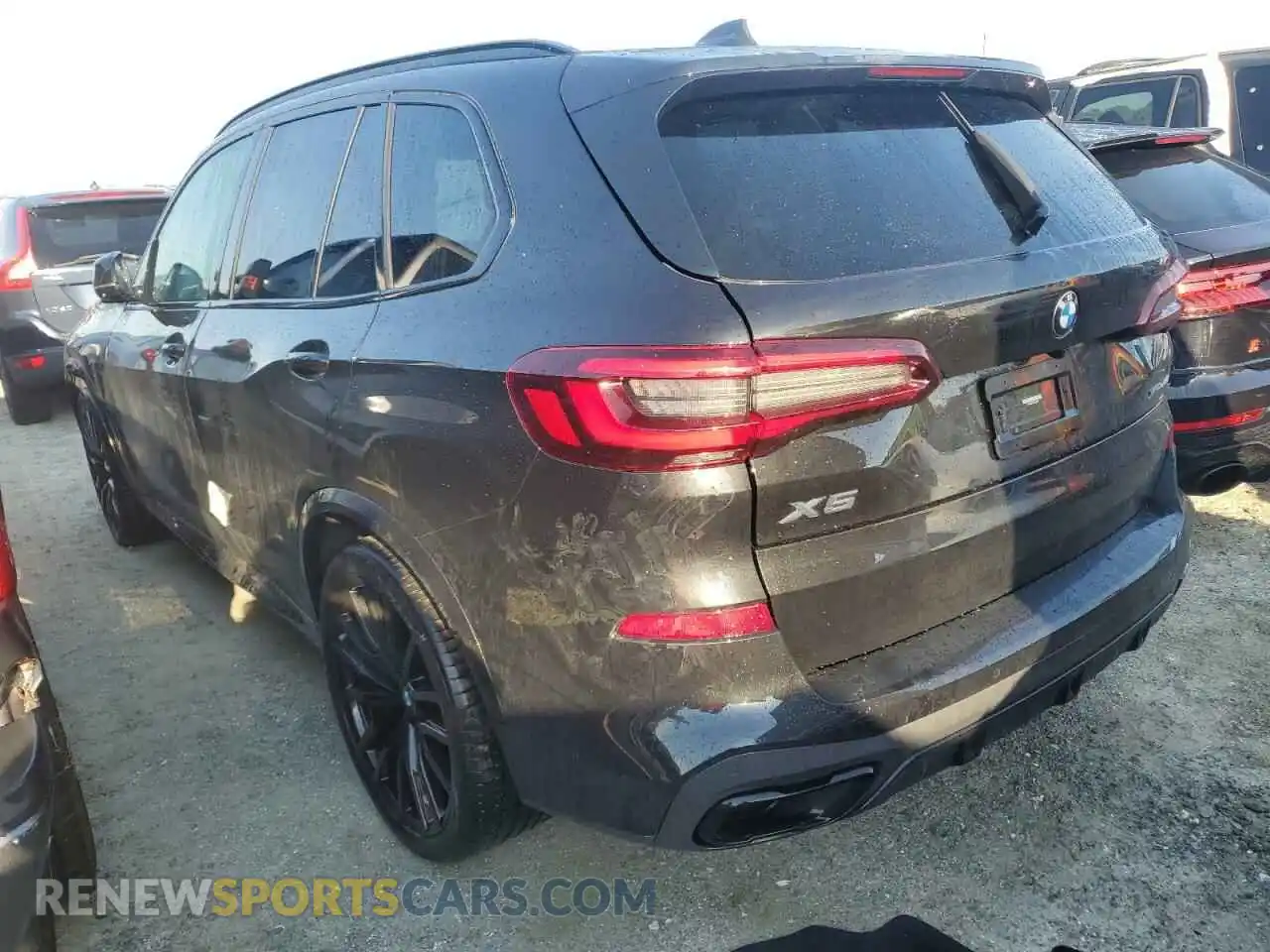 2 fotografías del automóvil dañado 5UXCR6C06N9M25046 BMW X5 2022