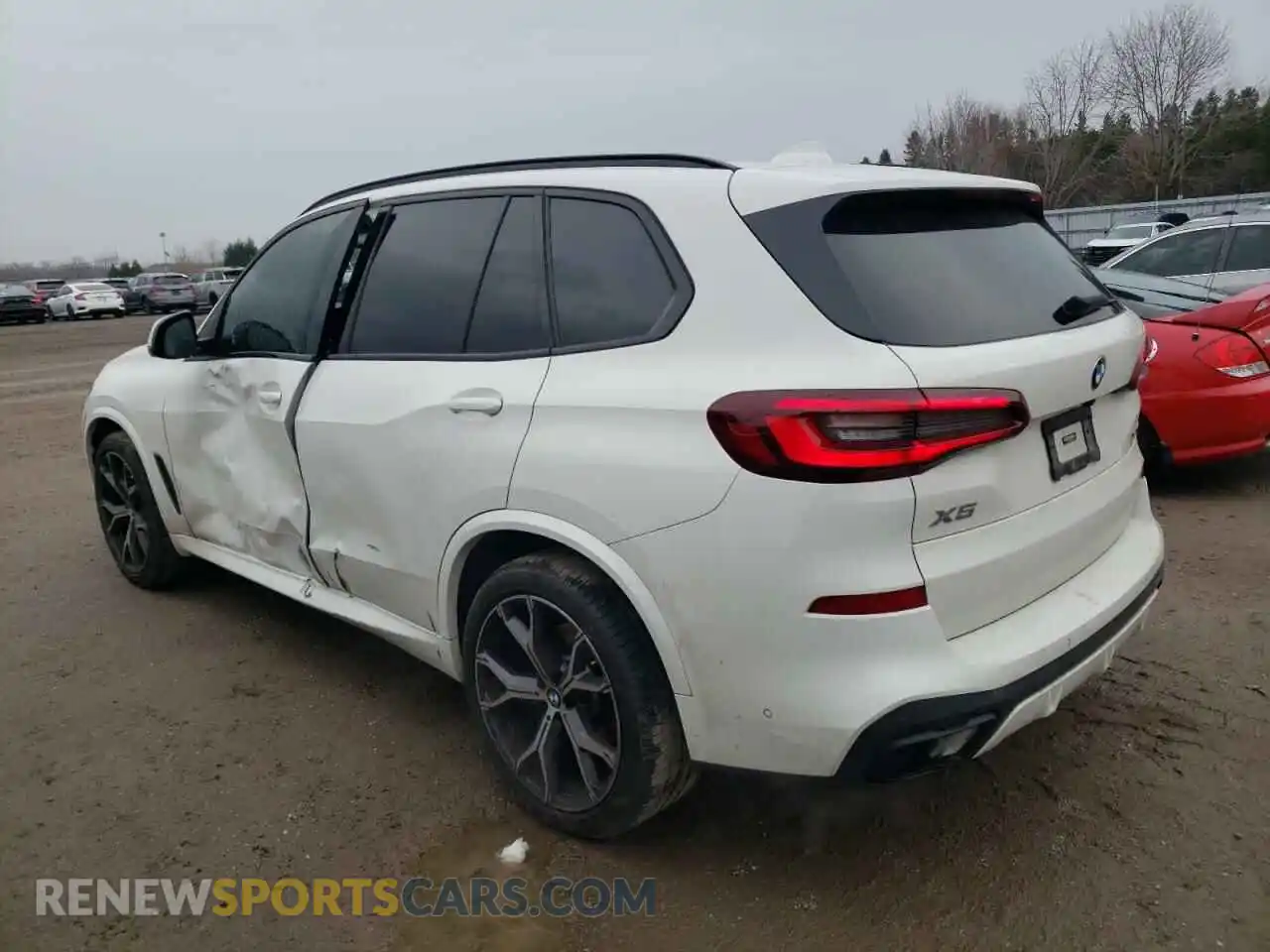 2 fotografías del automóvil dañado 5UXCR6C06N9N41332 BMW X5 2022
