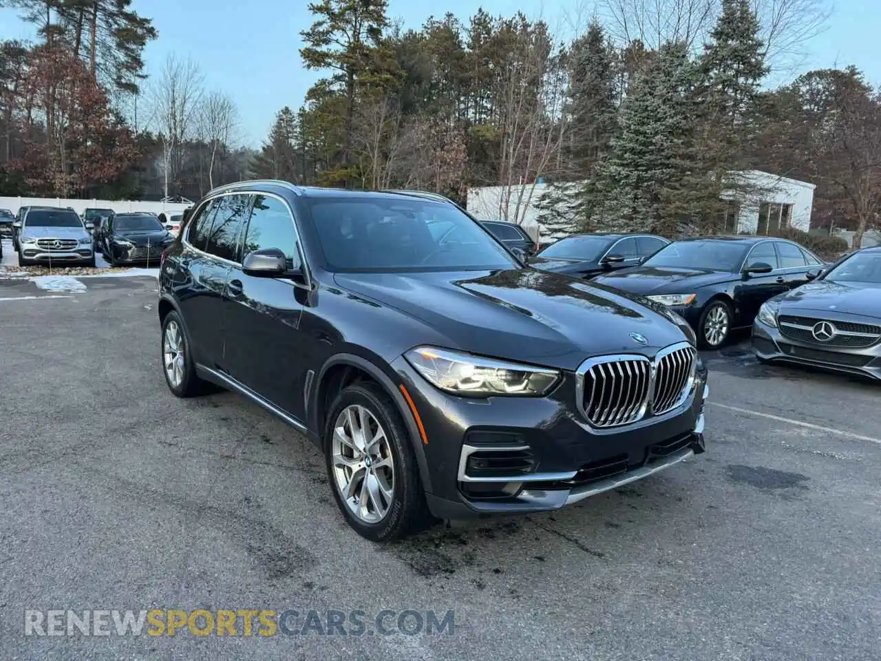 2 Photograph of a damaged car 5UXCR6C07N9K85167 BMW X5 2022
