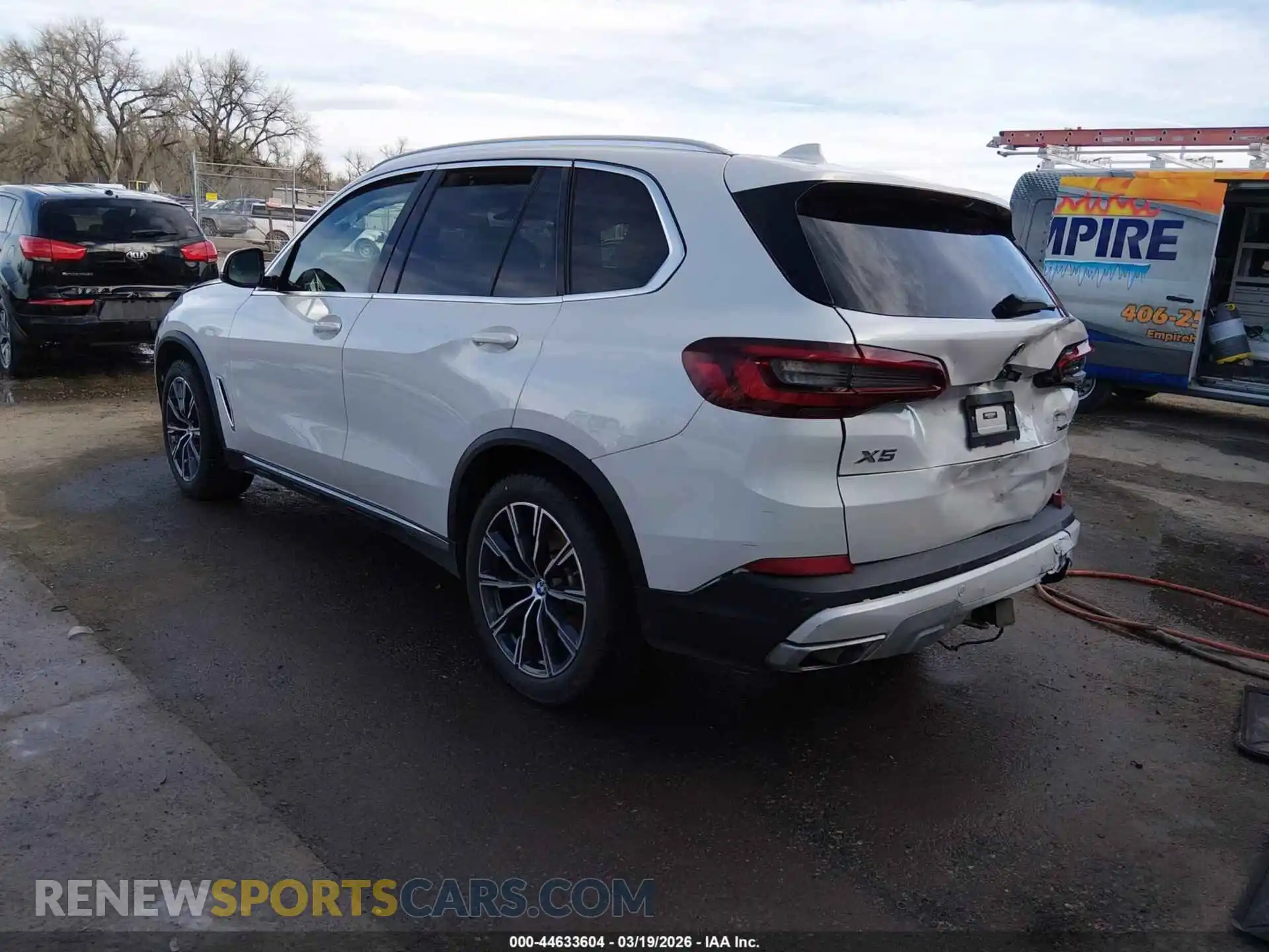 3 fotografías del automóvil dañado 5UXCR6C07N9L54441 BMW X5 2022
