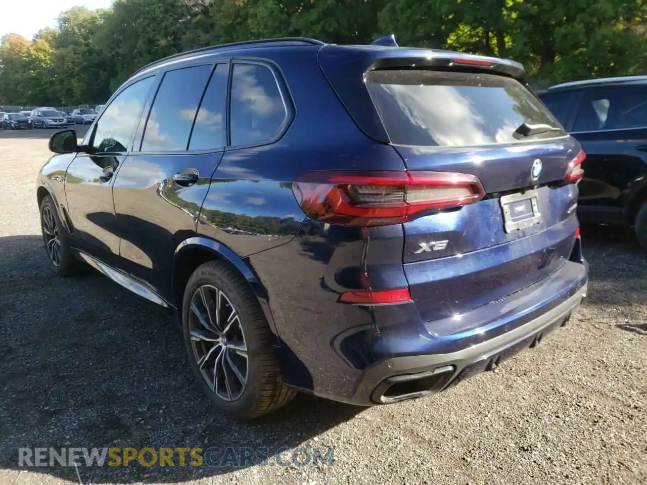 3 Photograph of a damaged car 5UXCR6C07N9L85043 BMW X5 2022