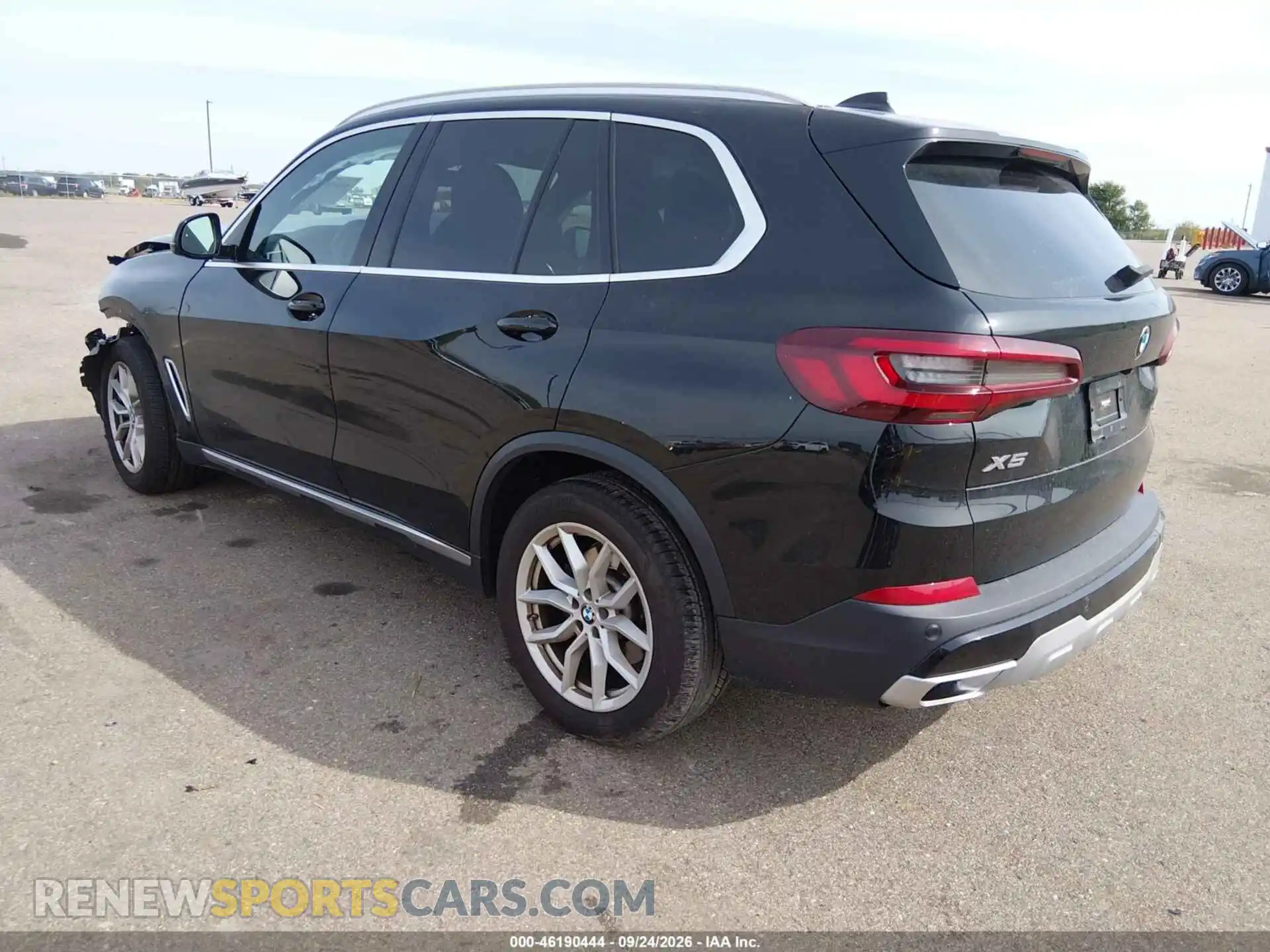 3 Photograph of a damaged car 5UXCR6C07N9M57150 BMW X5 2022
