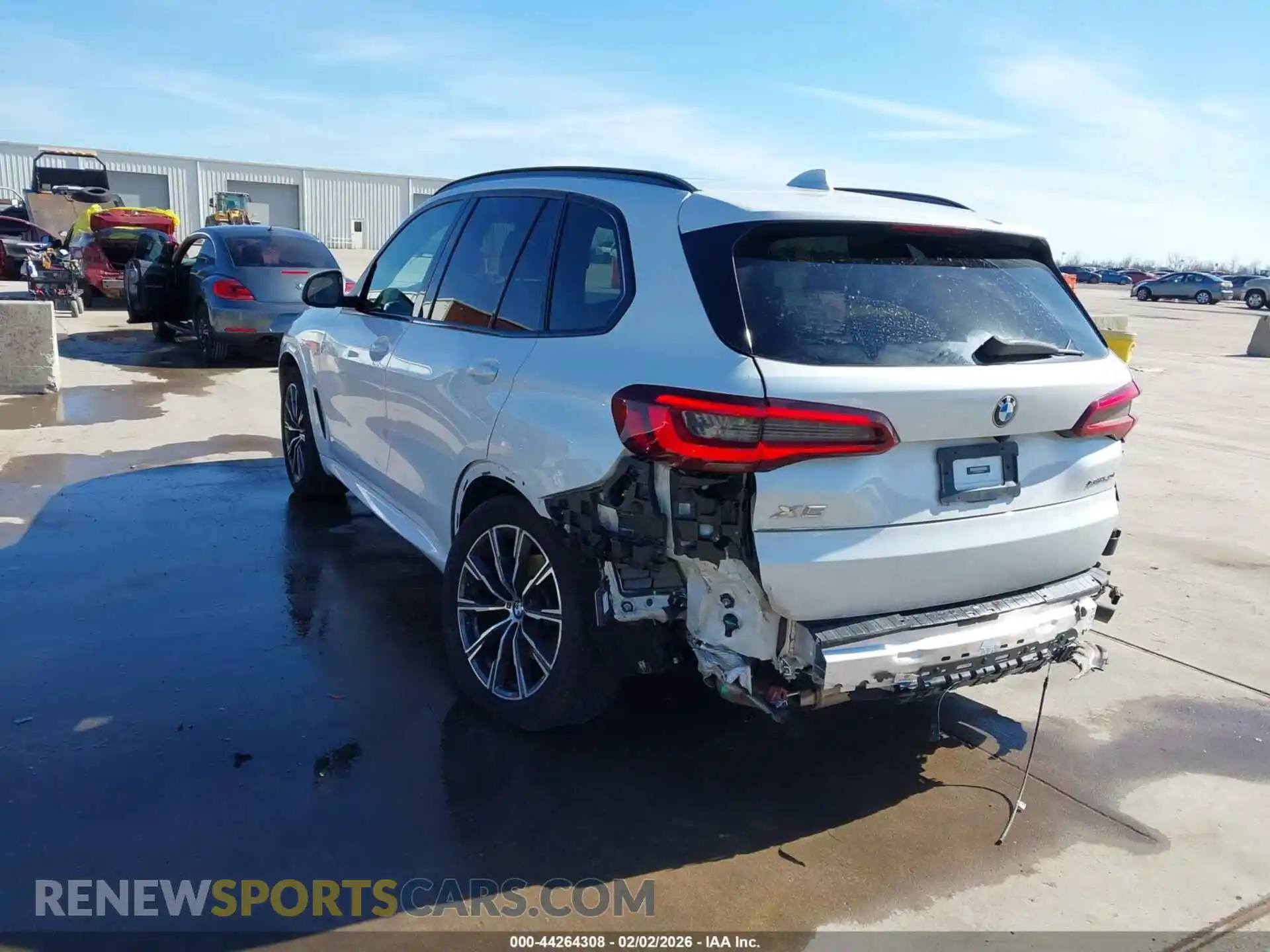 3 Photograph of a damaged car 5UXCR6C07N9M77155 BMW X5 2022