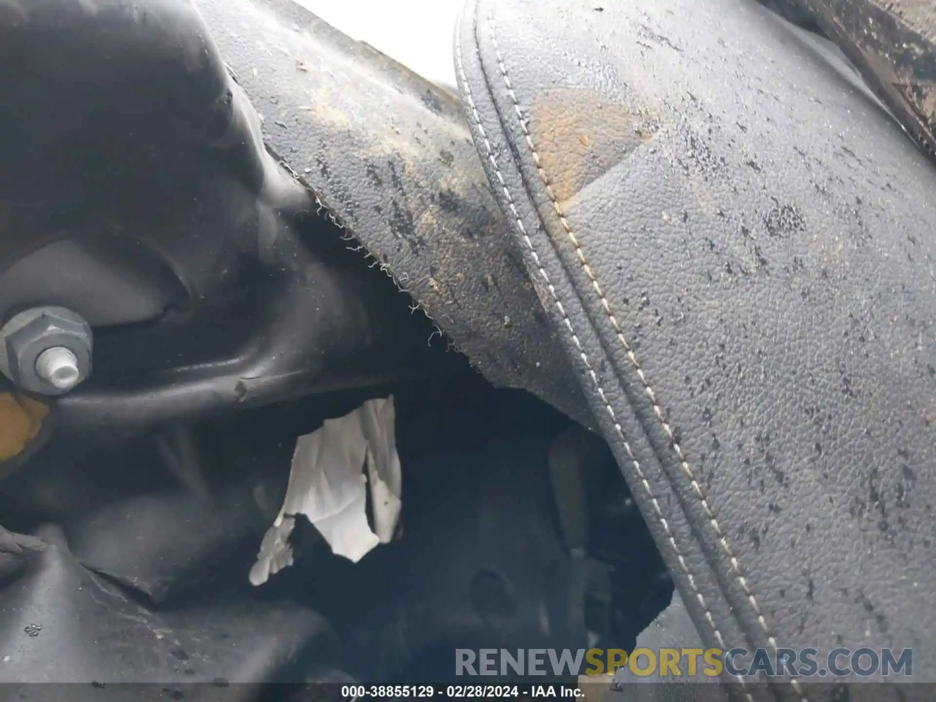 14 Photograph of a damaged car 5UXCR6C07N9N14799 BMW X5 2022