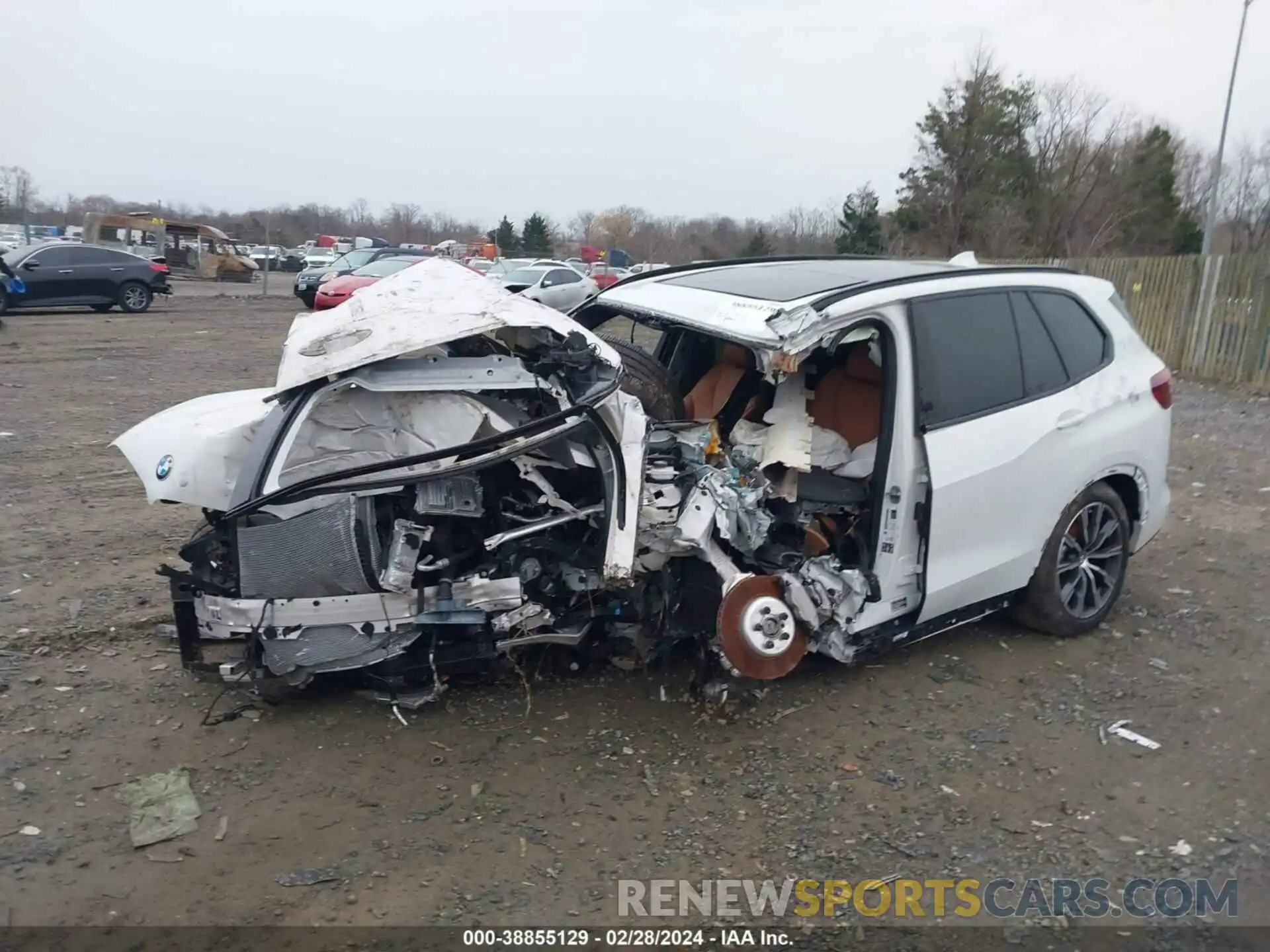 2 Photograph of a damaged car 5UXCR6C07N9N14799 BMW X5 2022