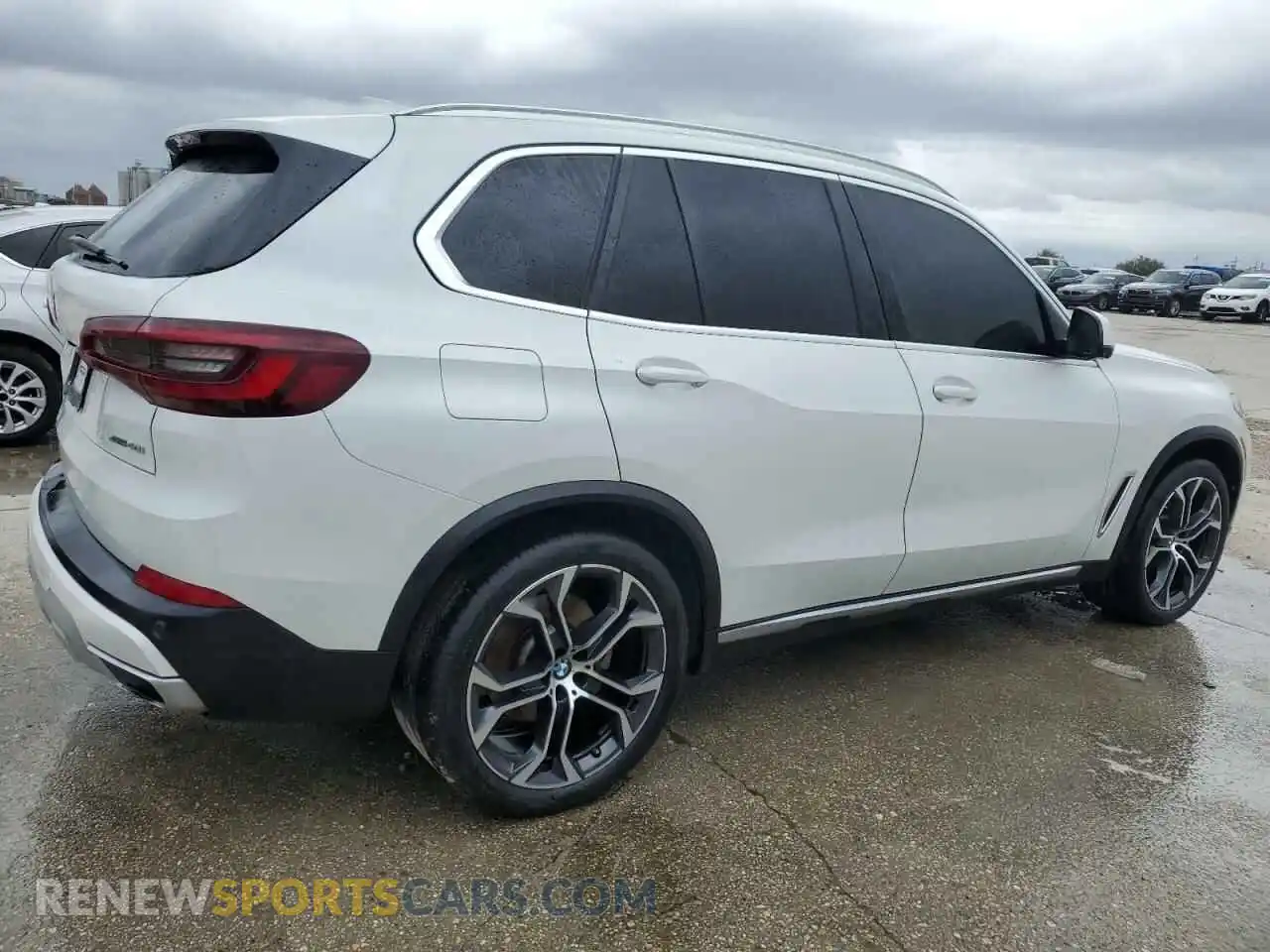 3 Photograph of a damaged car 5UXCR6C07N9N21431 BMW X5 2022