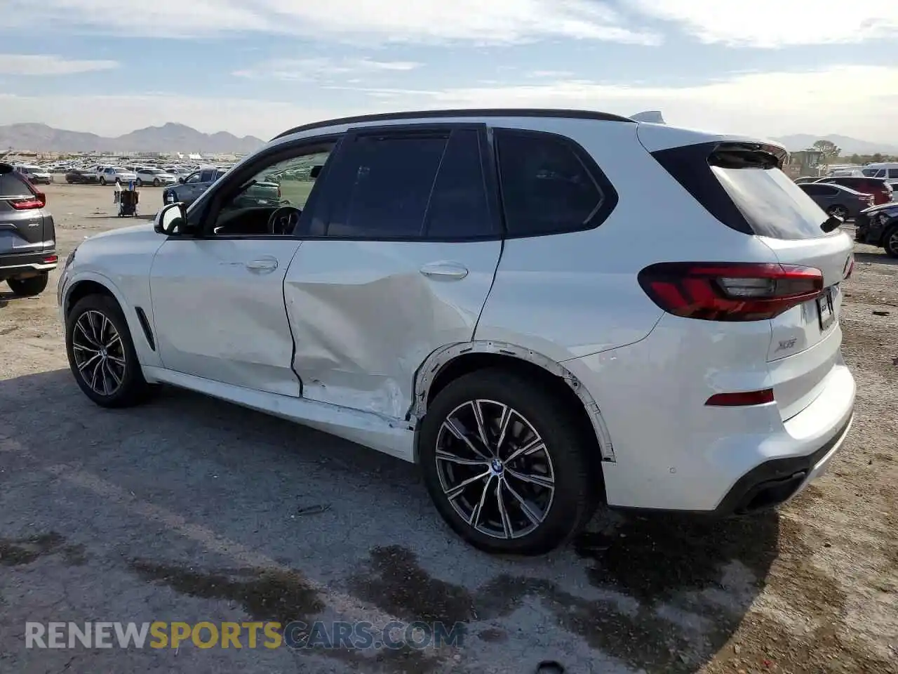 2 Photograph of a damaged car 5UXCR6C08N9L75704 BMW X5 2022