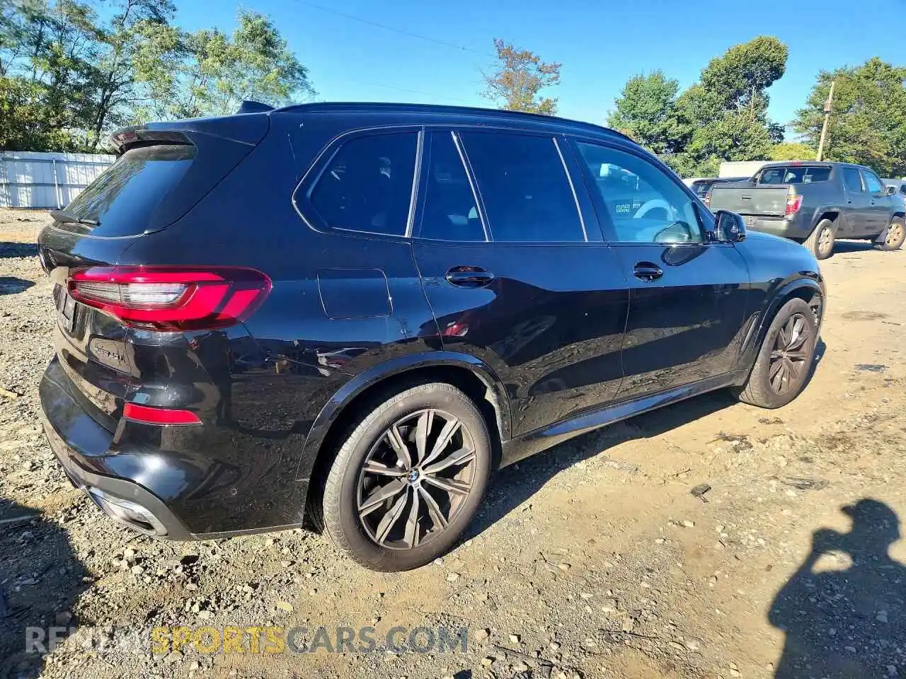 3 Photograph of a damaged car 5UXCR6C09N9K58150 BMW X5 2022