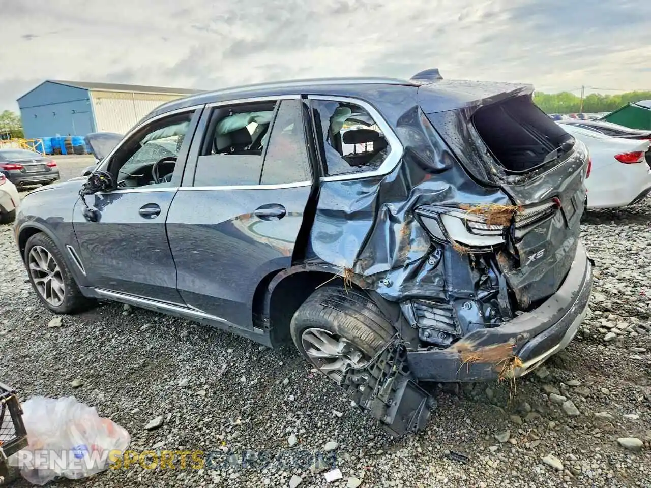 2 Photograph of a damaged car 5UXCR6C09N9L52965 BMW X5 2022
