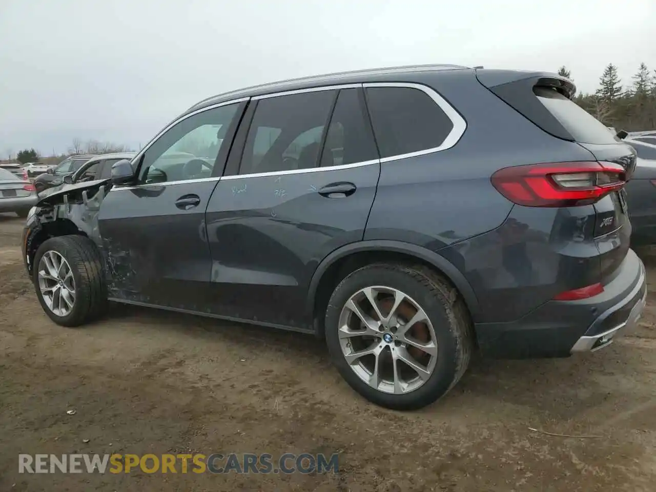 2 Photograph of a damaged car 5UXCR6C09N9L65389 BMW X5 2022