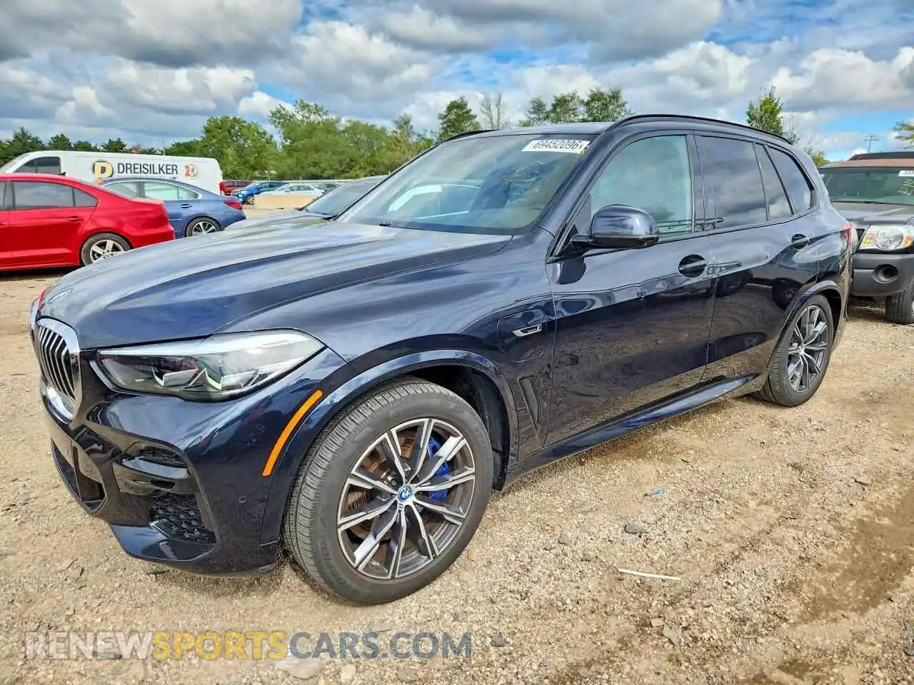 1 Photograph of a damaged car 5UXTA6C07N9M48620 BMW X5 2022