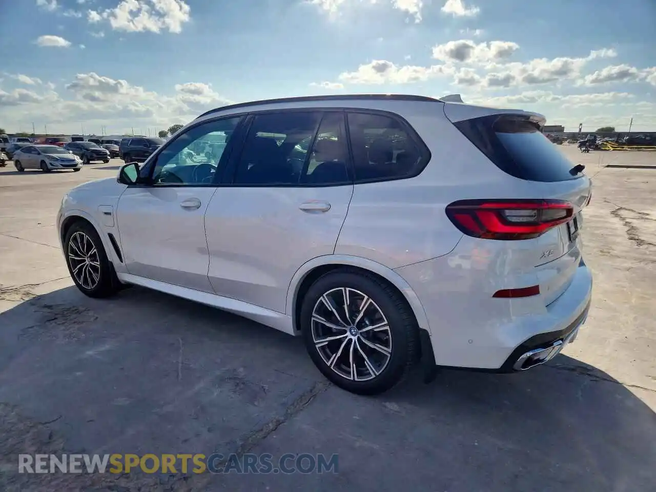 2 Фотография поврежденного автомобиля 5UXTA6C0XN9M84589 BMW X5 2022
