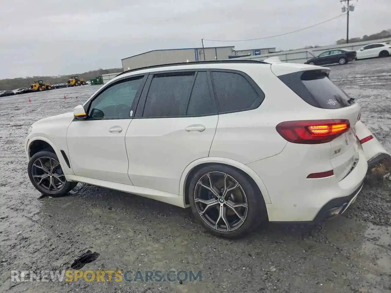 2 Photograph of a damaged car 5UXCR4C00P9N80196 BMW X5 2023