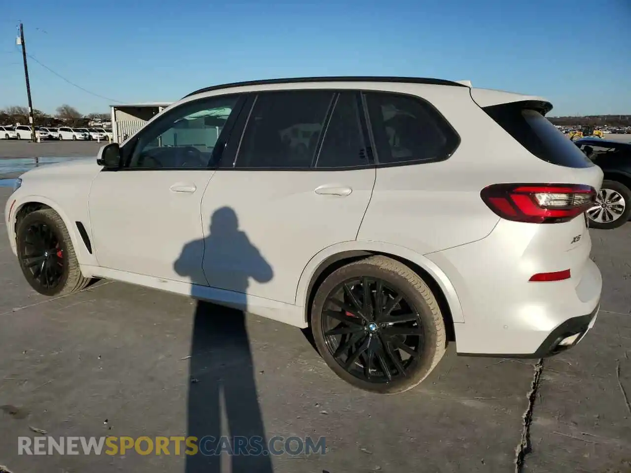 2 Photograph of a damaged car 5UXCR4C00P9P02894 BMW X5 2023