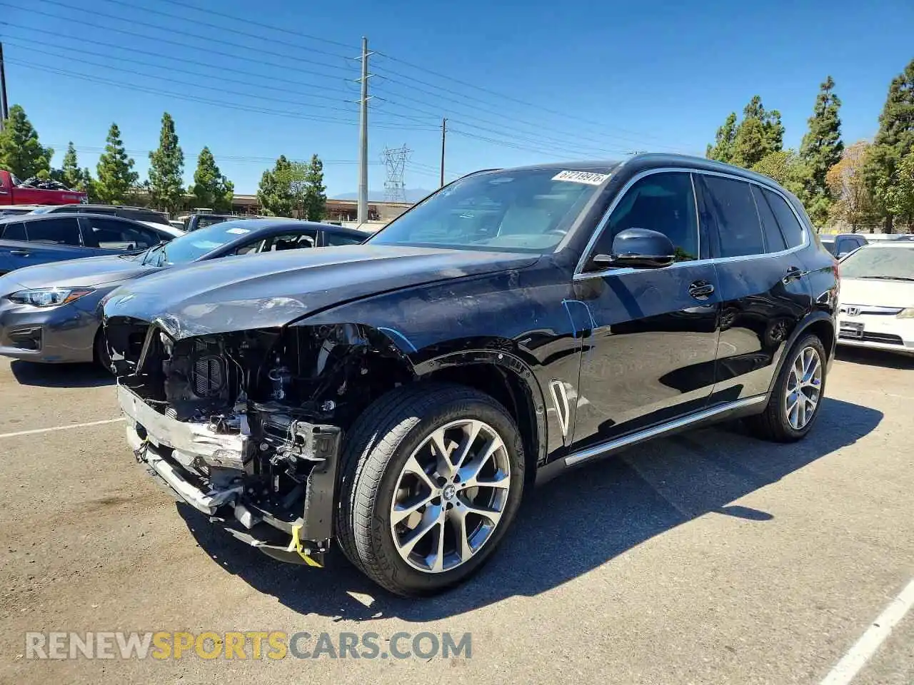 1 Photograph of a damaged car 5UXCR4C00P9R93199 BMW X5 2023