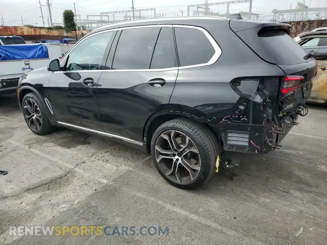 2 Photograph of a damaged car 5UXCR4C01P9P46712 BMW X5 2023