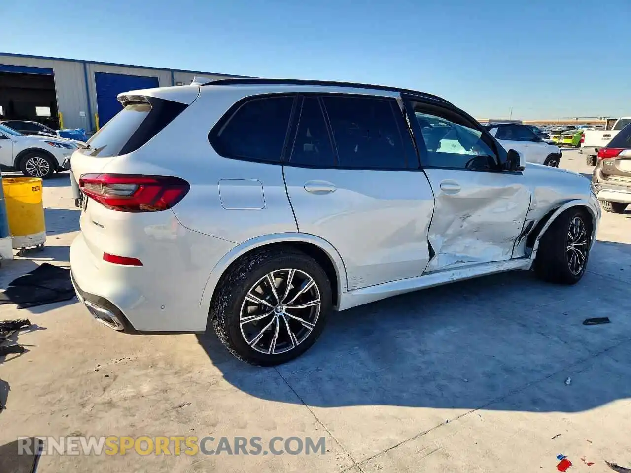 3 Фотография поврежденного автомобиля 5UXCR4C02P9N48494 BMW X5 2023