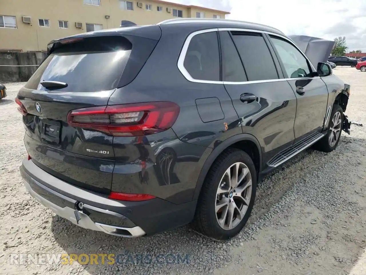 3 Photograph of a damaged car 5UXCR4C04P9N50733 BMW X5 2023