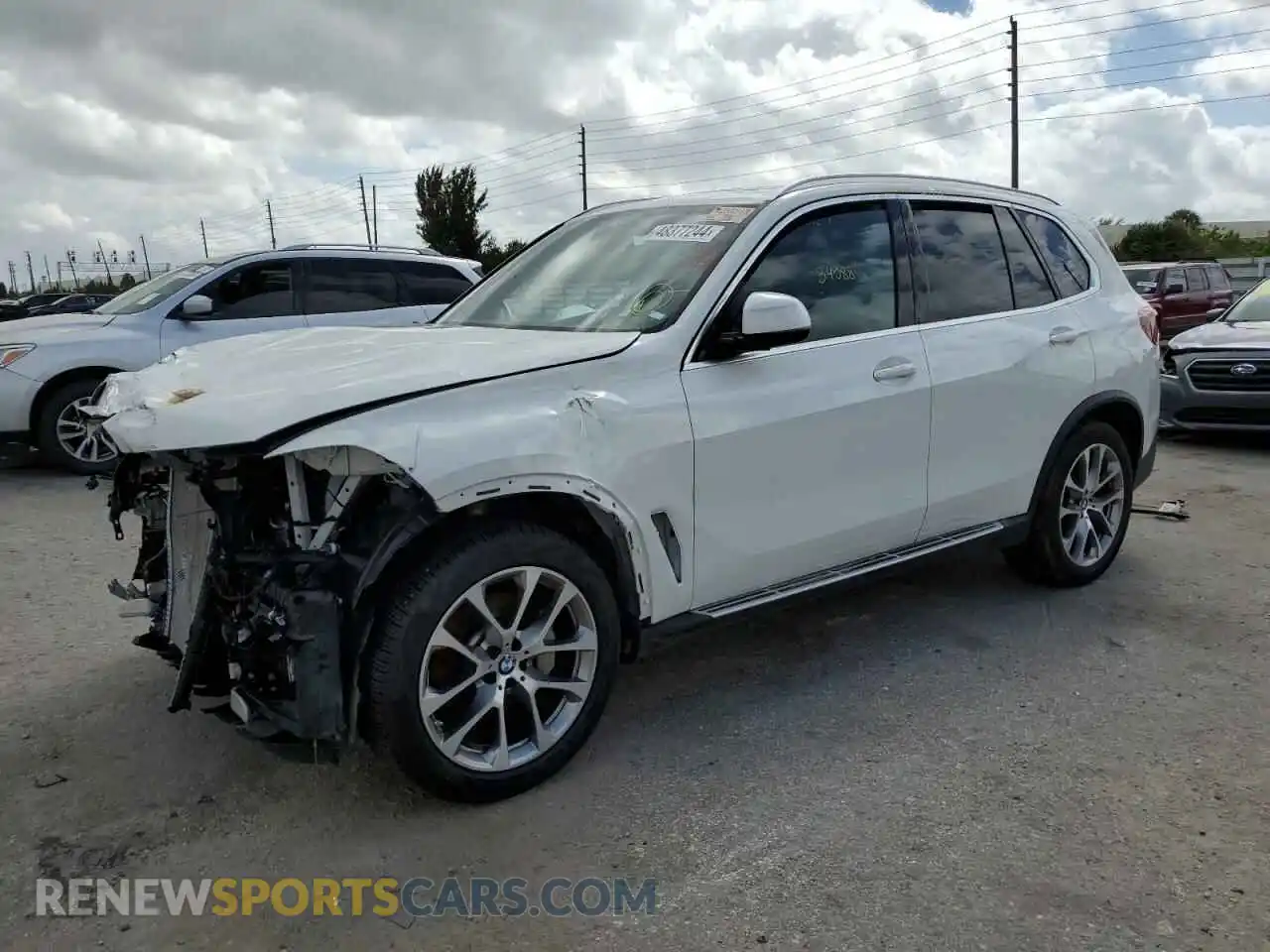 1 Photograph of a damaged car 5UXCR4C04P9P25546 BMW X5 2023