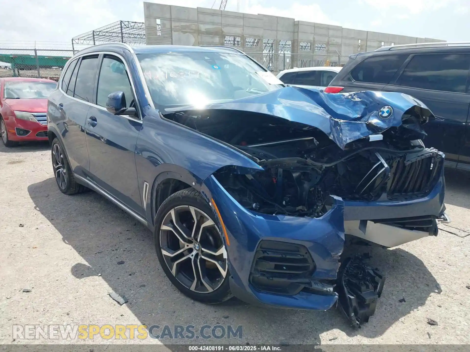 1 Photograph of a damaged car 5UXCR4C04P9P33338 BMW X5 2023