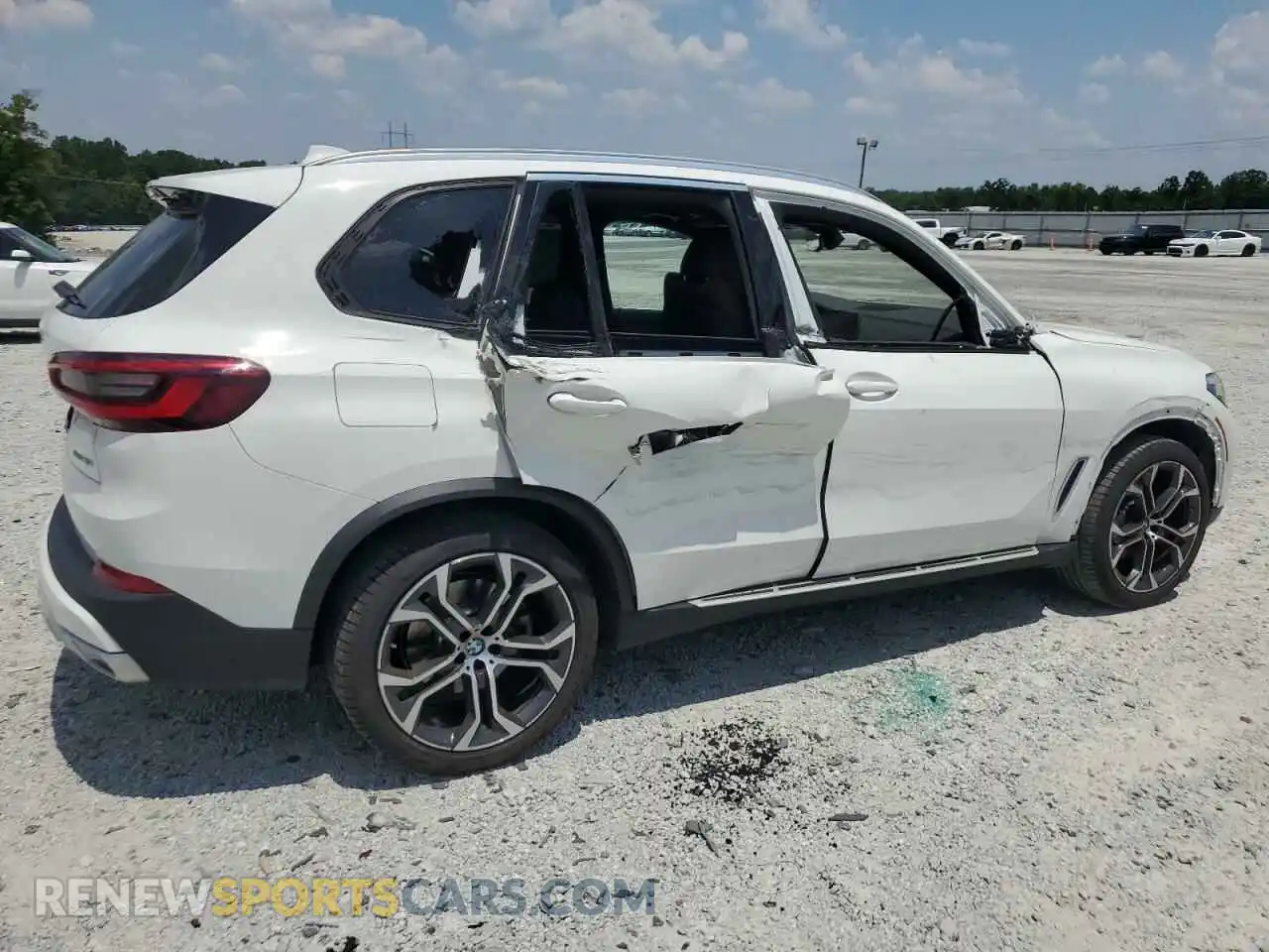 3 Photograph of a damaged car 5UXCR4C04P9R12480 BMW X5 2023