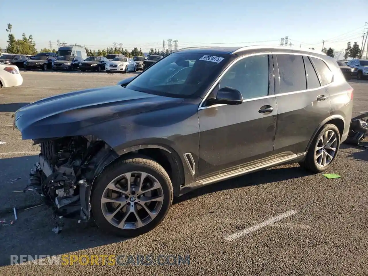 1 Photograph of a damaged car 5UXCR4C04P9R47844 BMW X5 2023