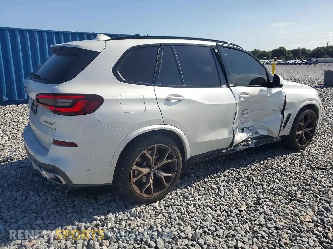 3 Photograph of a damaged car 5UXCR4C04P9R63235 BMW X5 2023